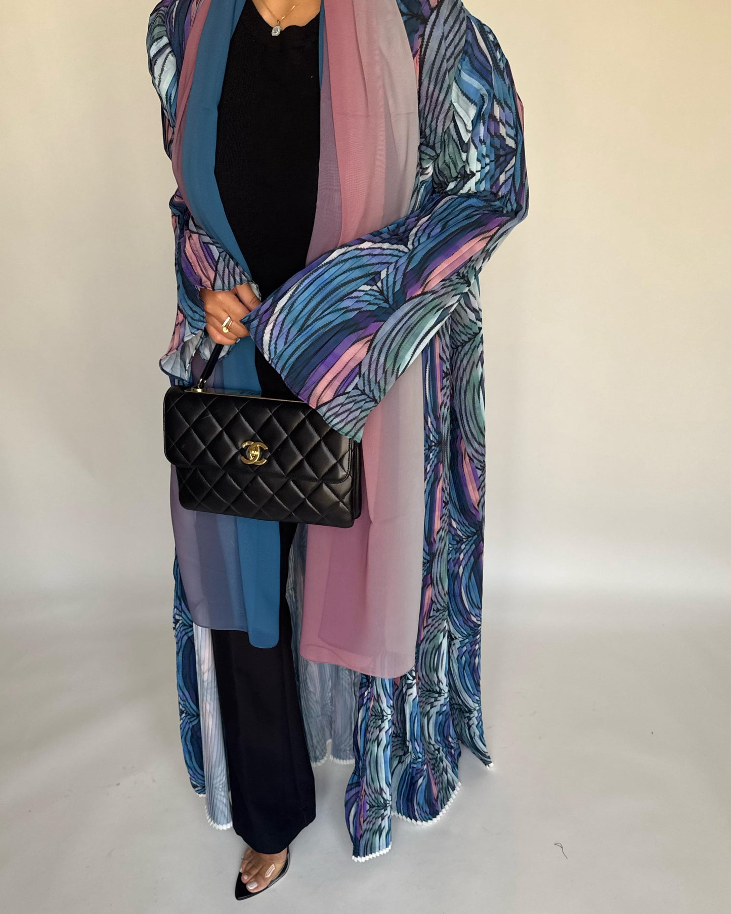 A455 - Pleated Summary Abaya with Ombre Head Scarf