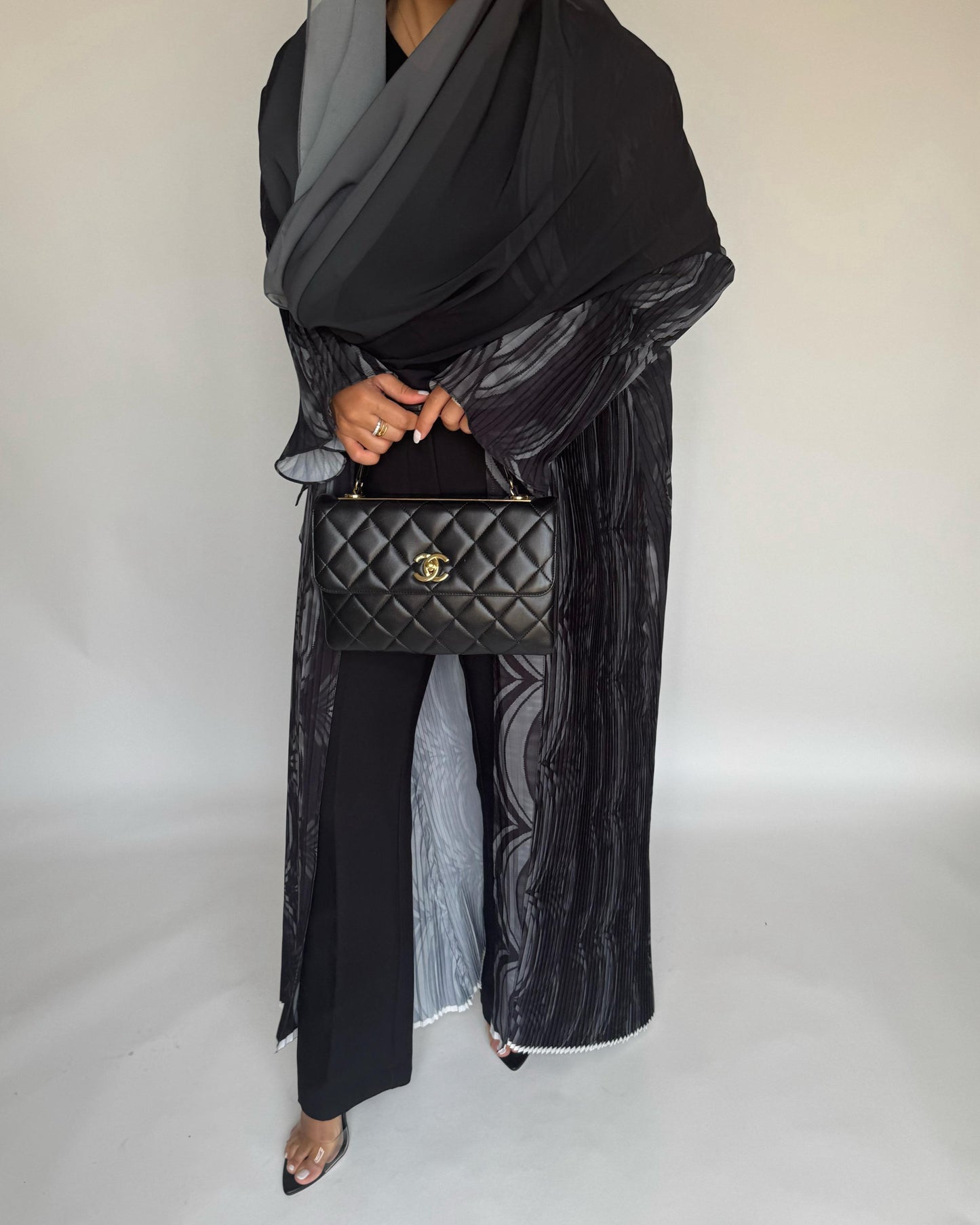 A460 - Pleated Summary Abaya with Ombre Head Scarf