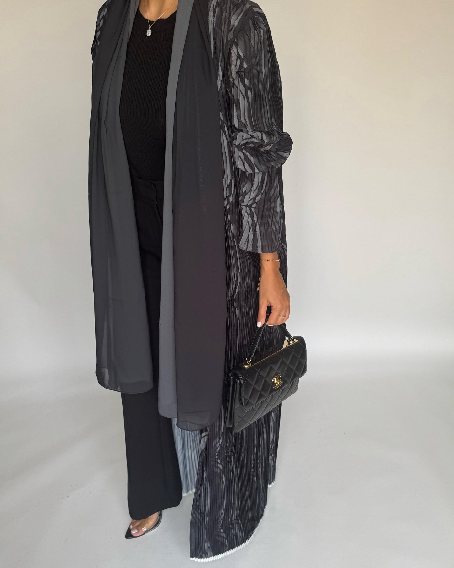 A460 - Pleated Summary Abaya with Ombre Head Scarf