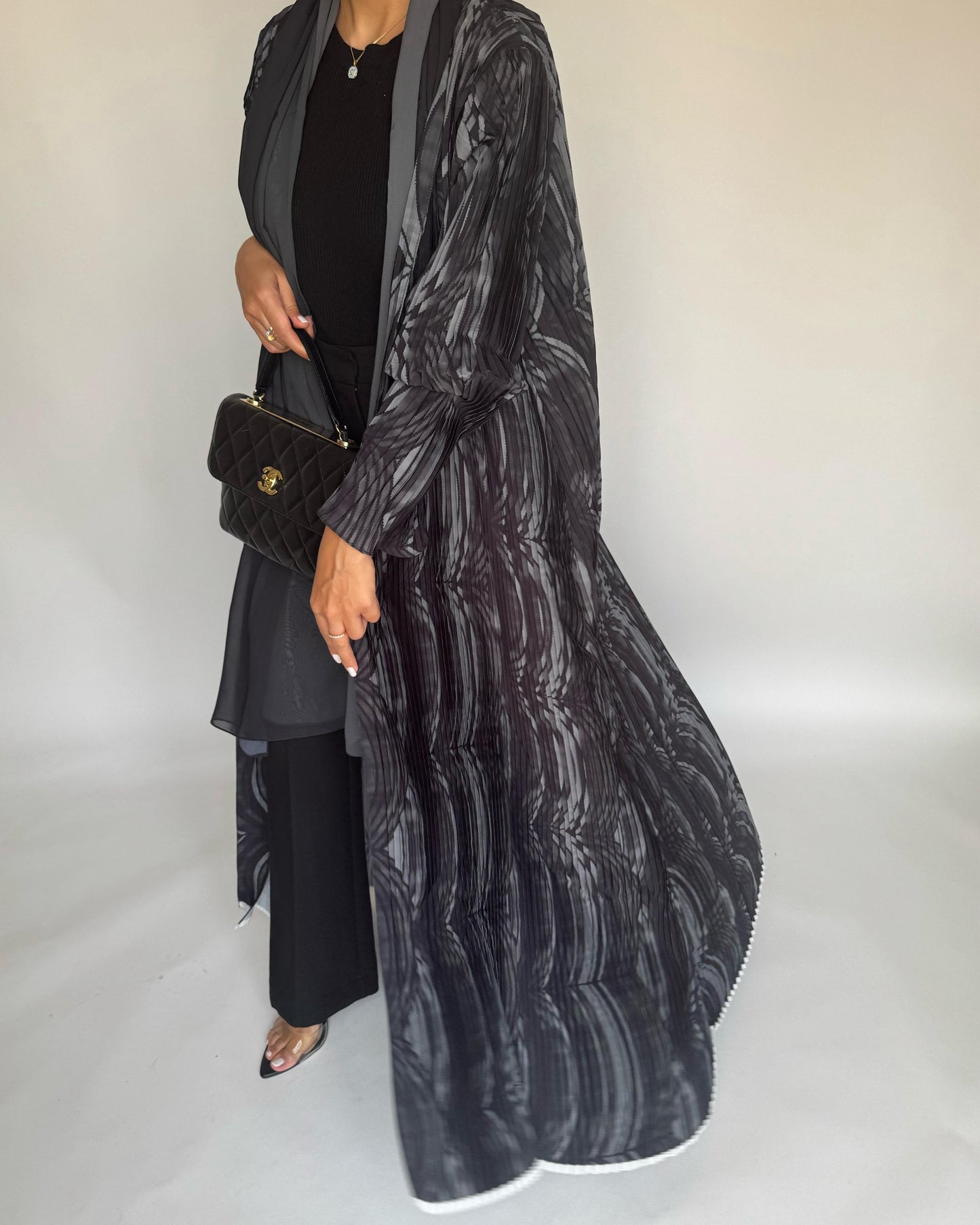 A460 - Pleated Summary Abaya with Ombre Head Scarf