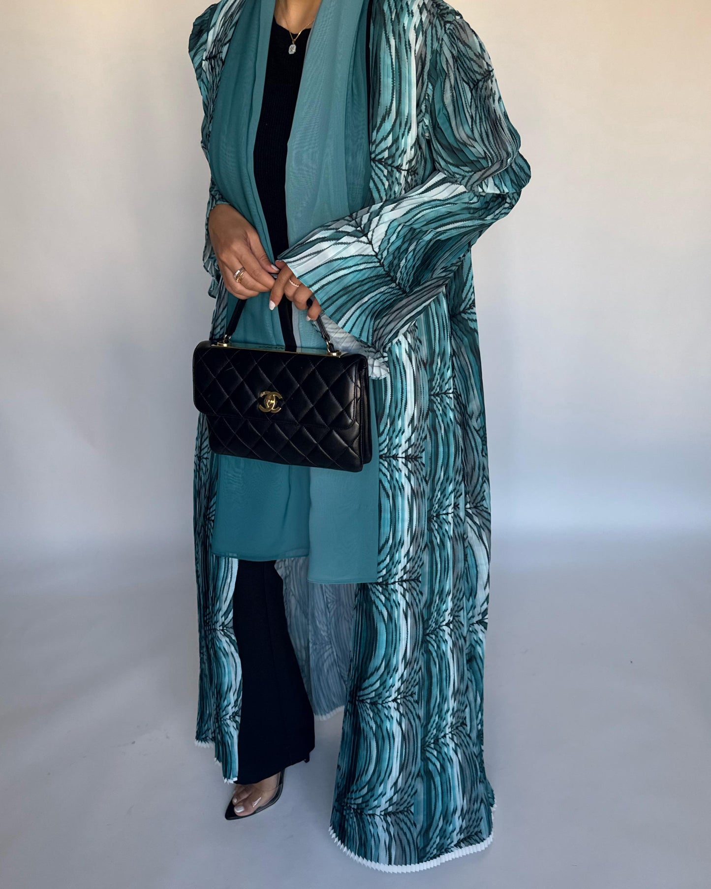 A459 - Pleated Summary Abaya with Ombre Head Scarf