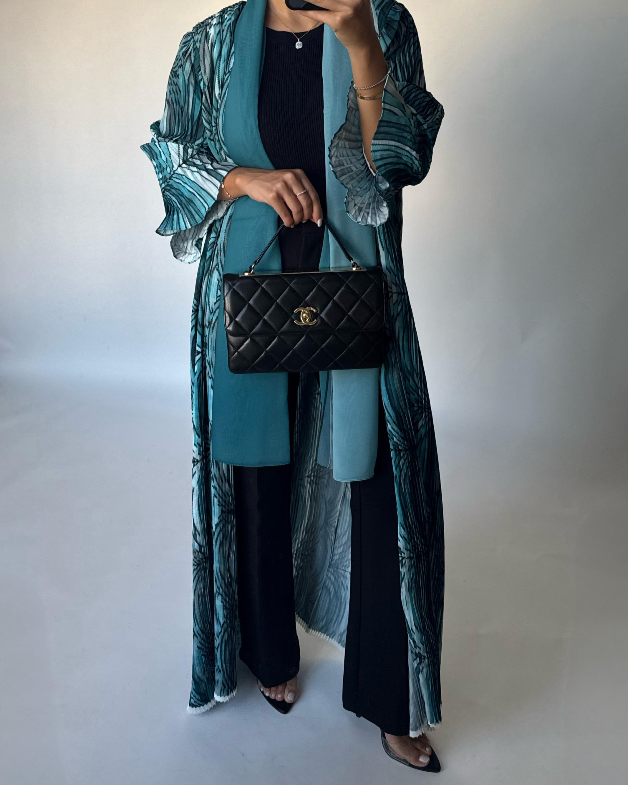 A459 - Pleated Summary Abaya with Ombre Head Scarf