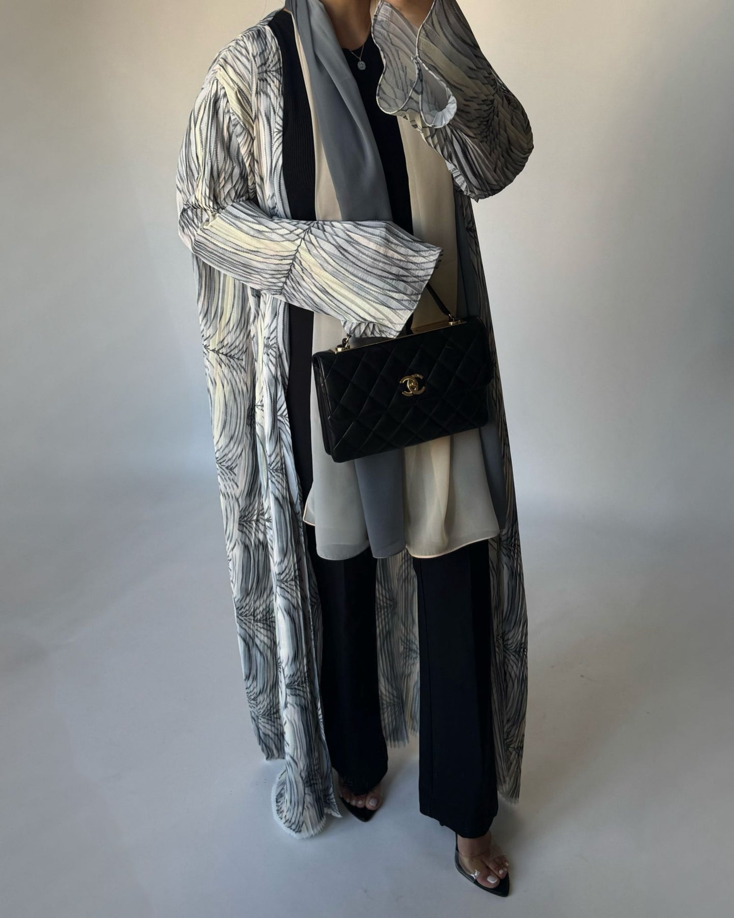 A457 - Pleated Summary Abaya with Ombre Head Scarf