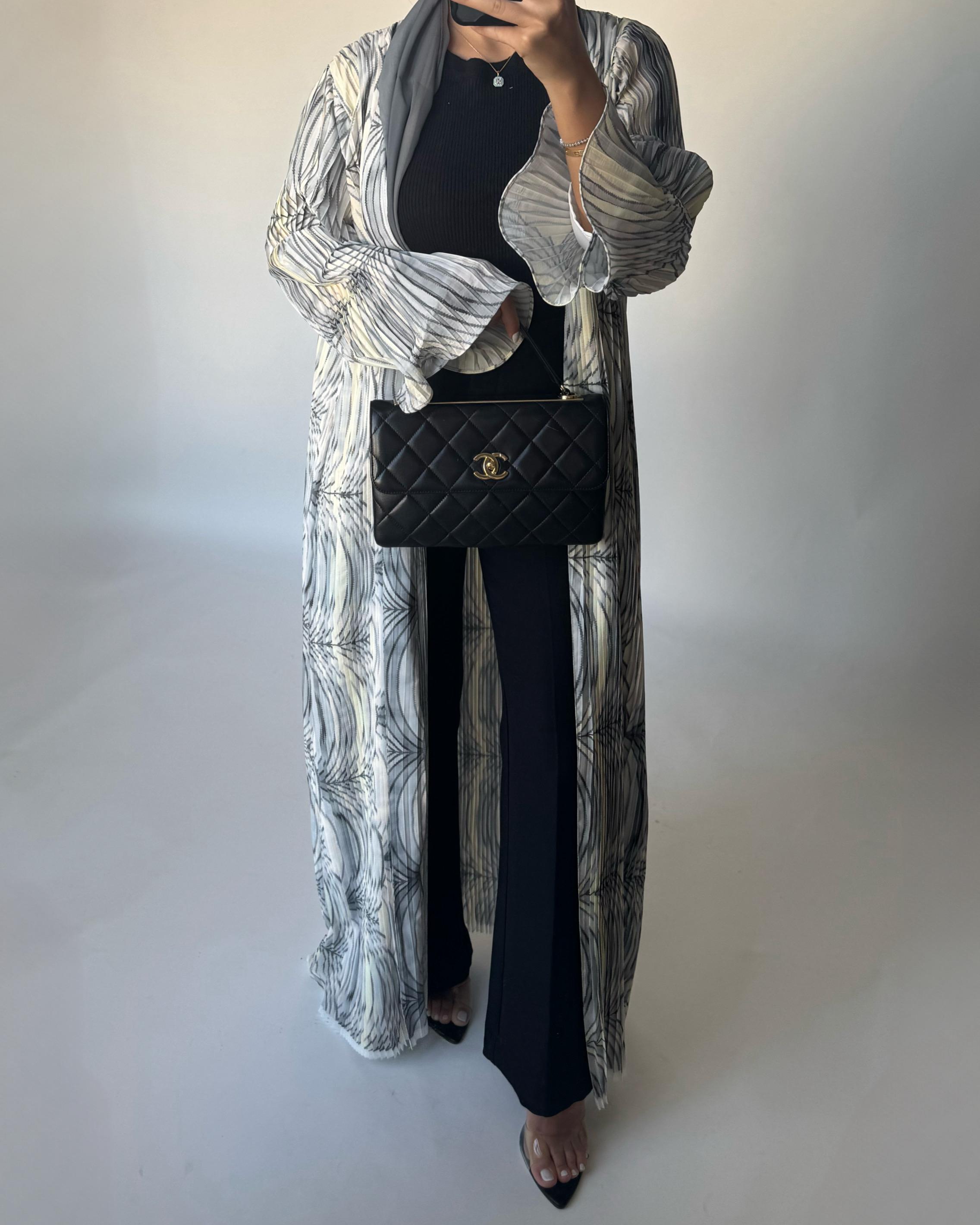 A457 - Pleated Summary Abaya with Ombre Head Scarf