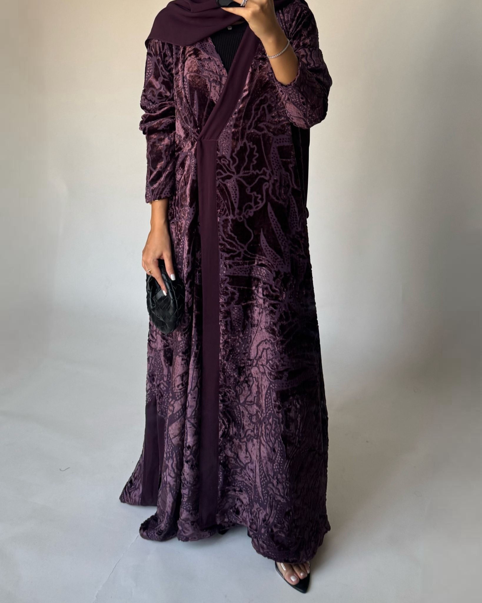 A480 - Purple Pattern Velvet Abaya