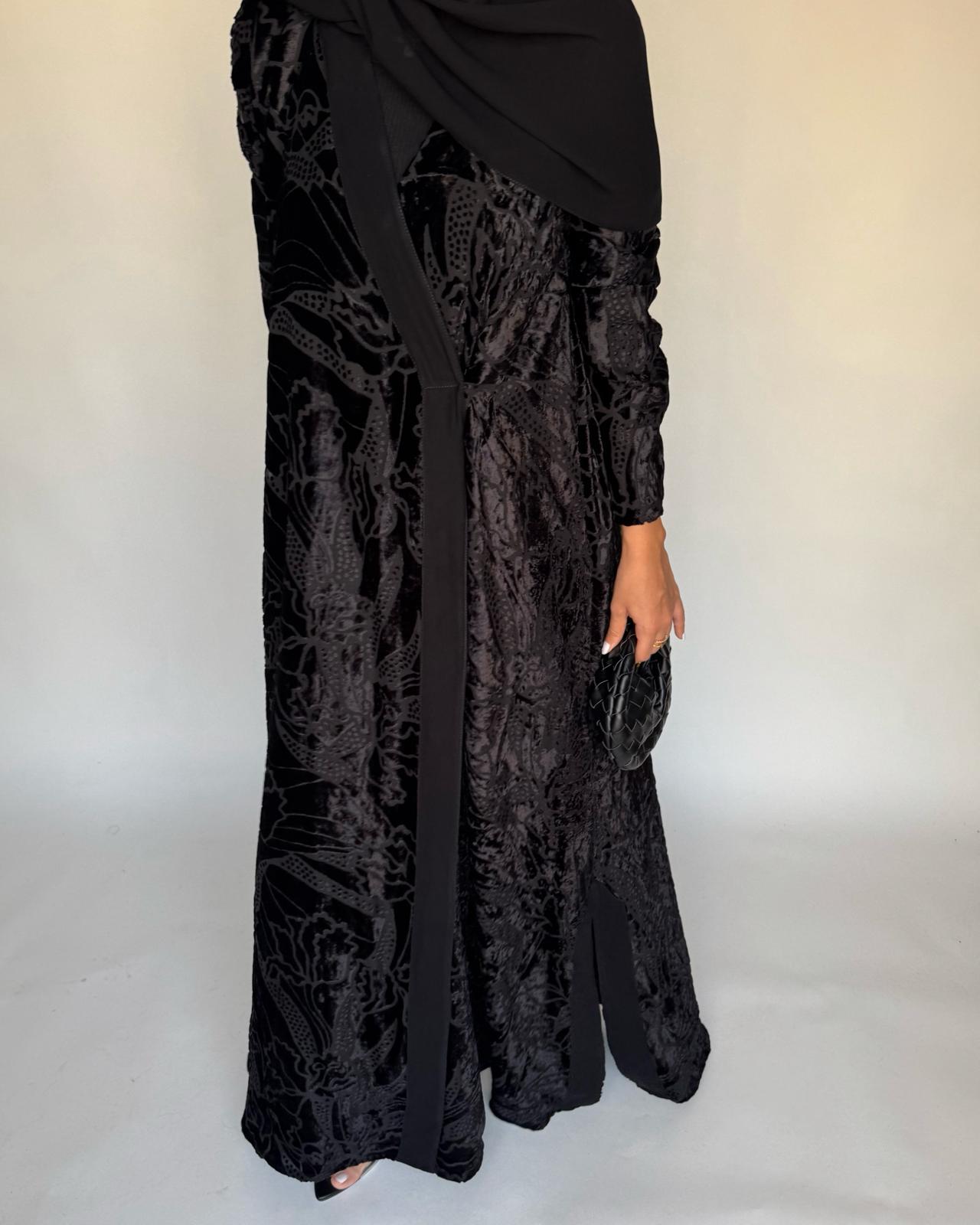 A483 - Black Pattern Velvet Abaya