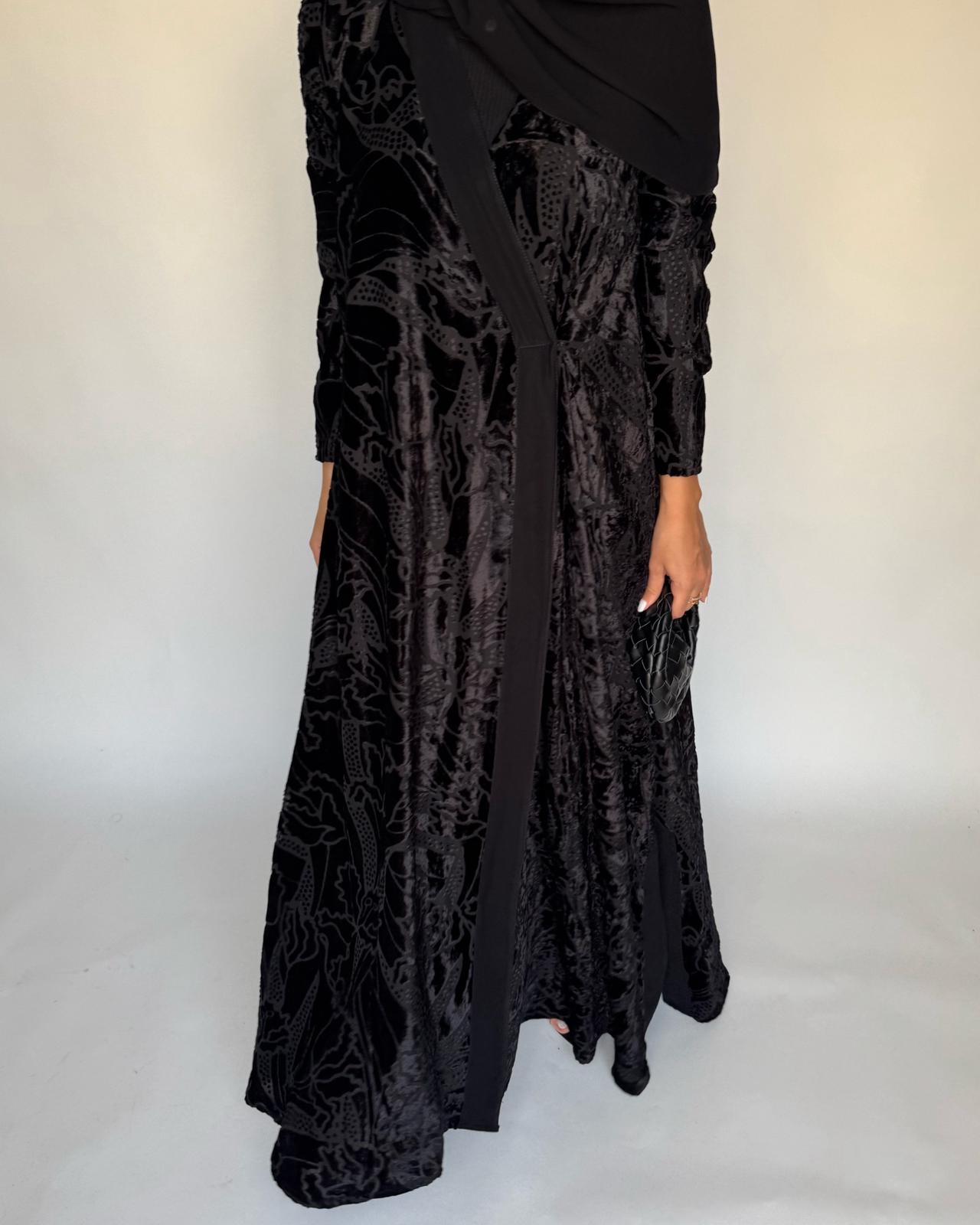 A483 - Black Pattern Velvet Abaya