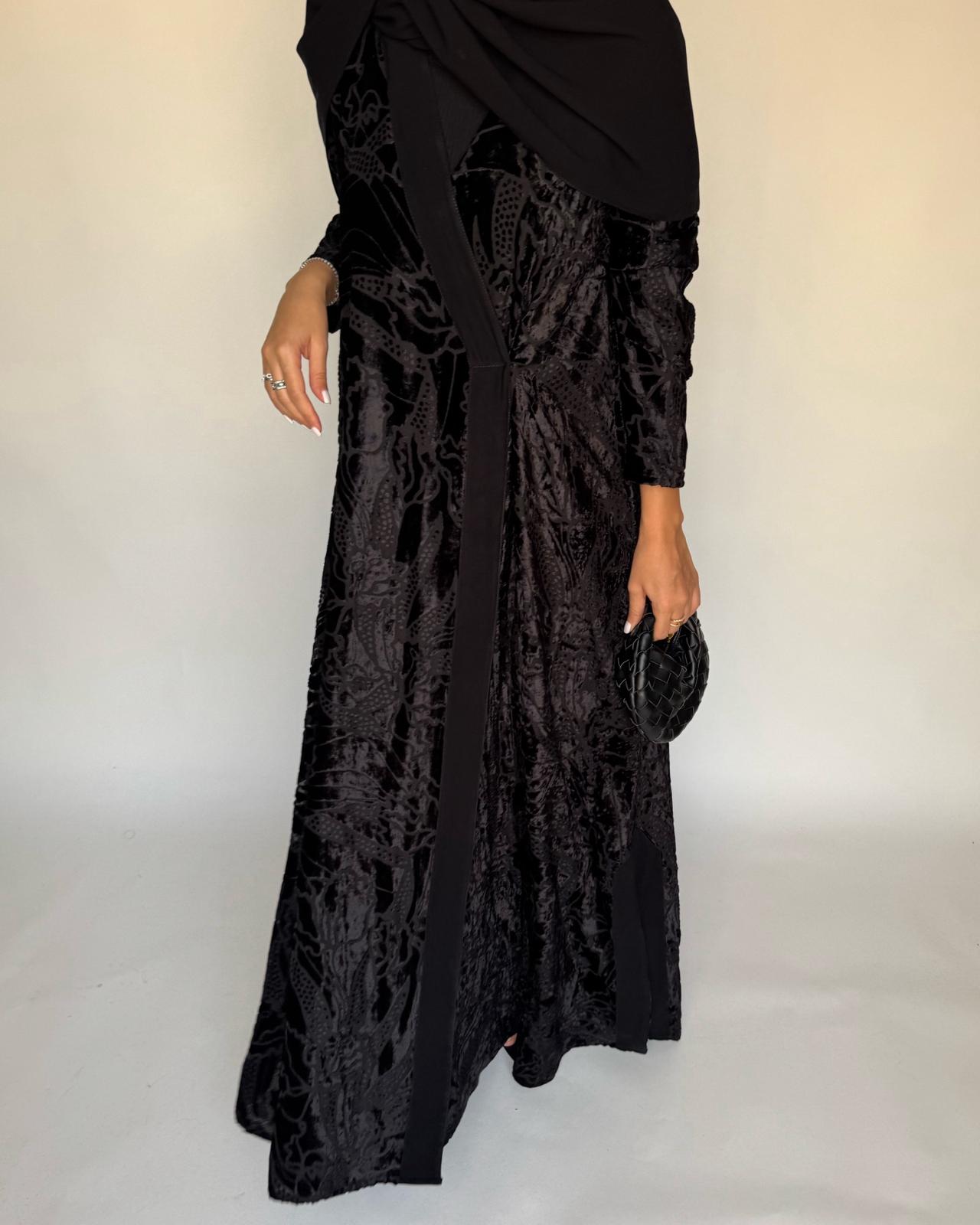 A483 - Black Pattern Velvet Abaya