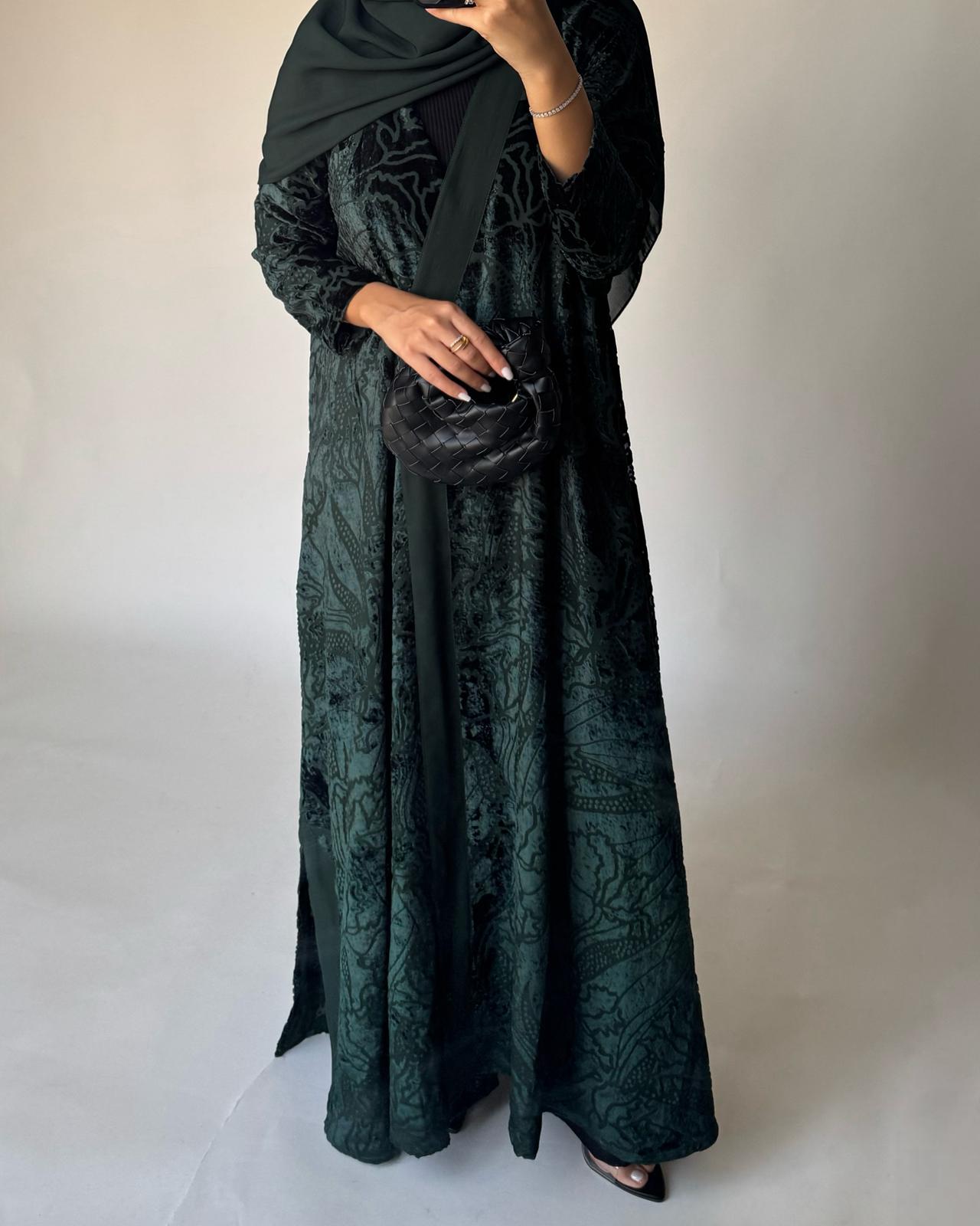 A482 - Green Pattern Velvet Abaya