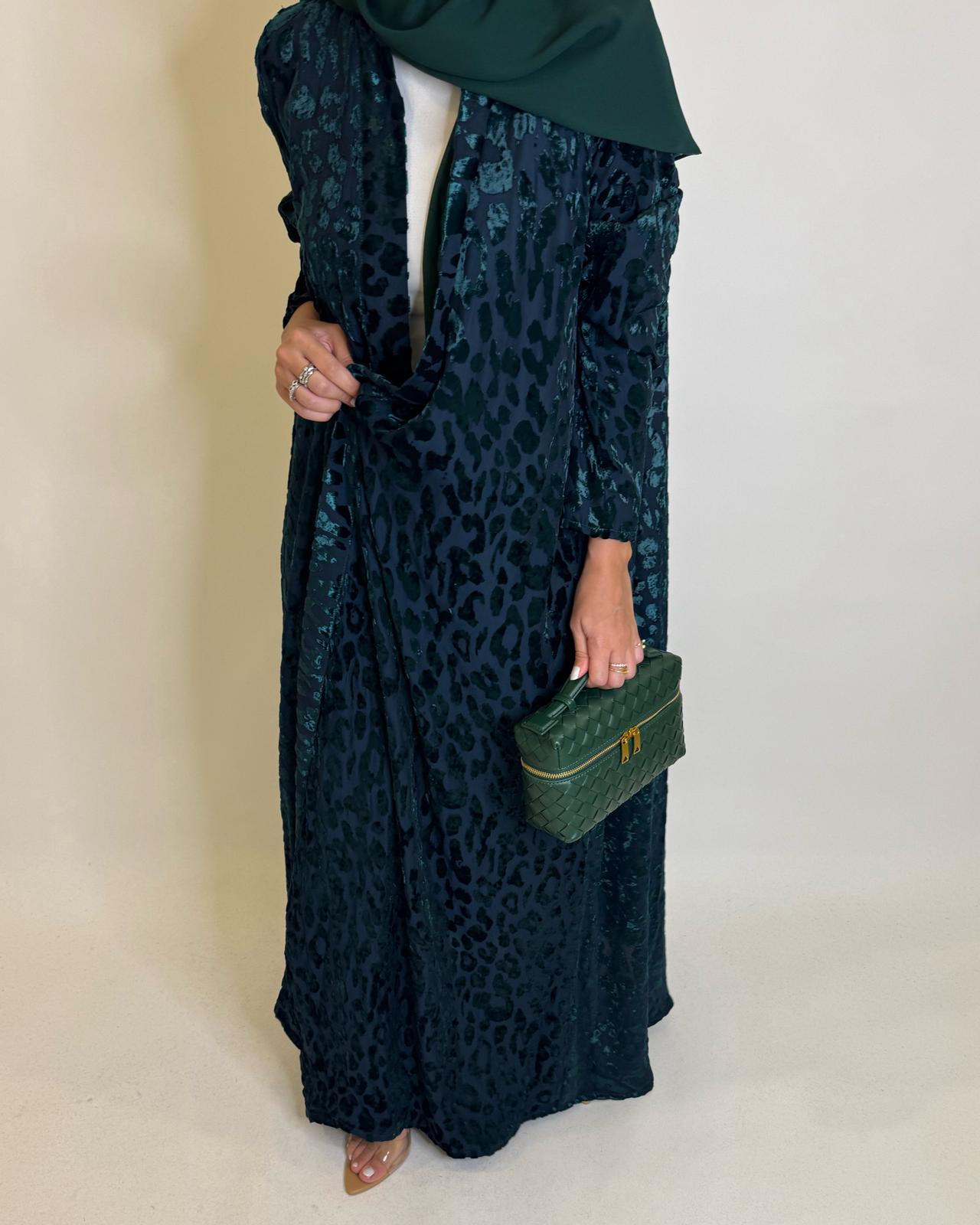 A489 - Navy Blue & Green Leopard Pattern Velvet Abaya
