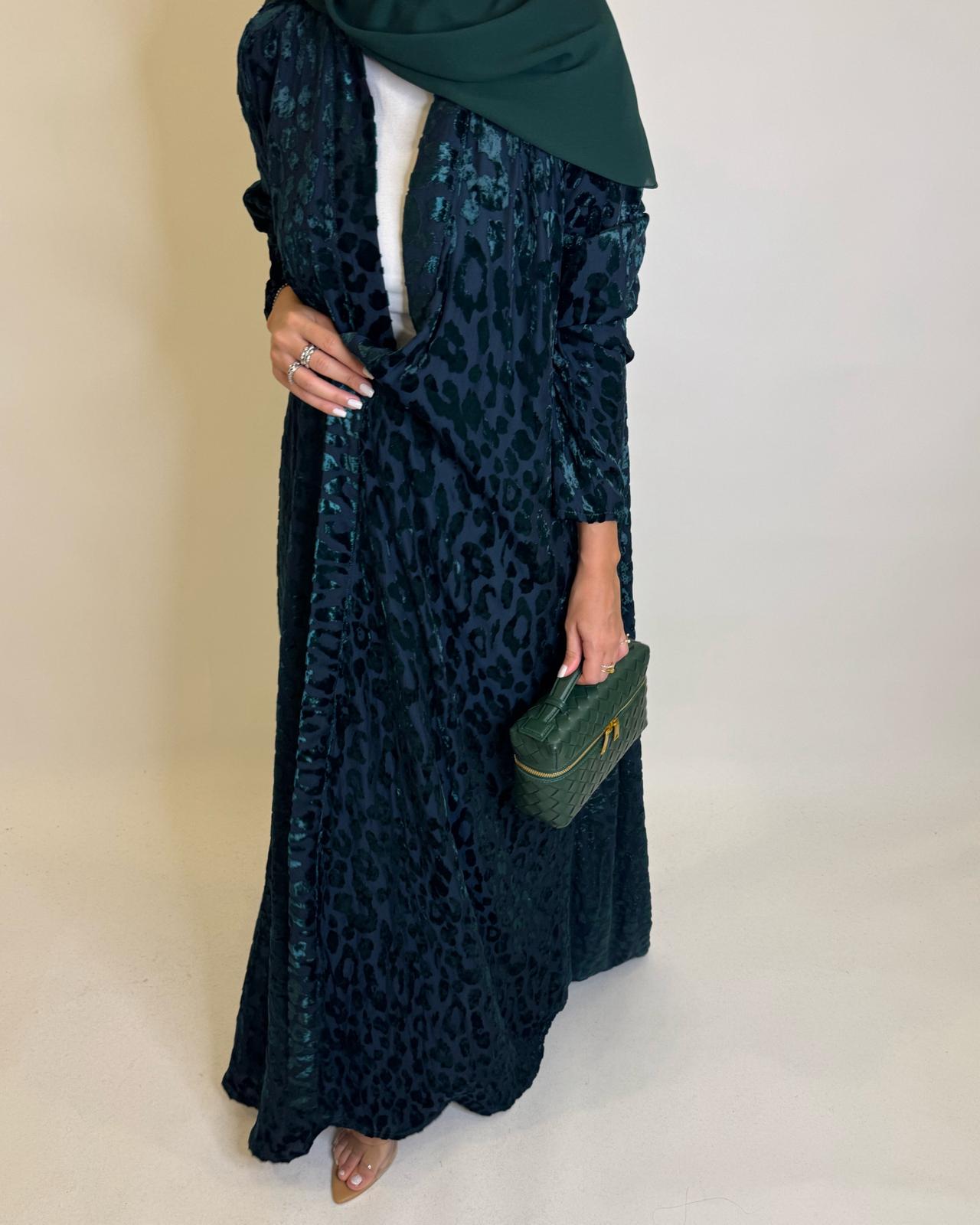 A489 - Navy Blue & Green Leopard Pattern Velvet Abaya