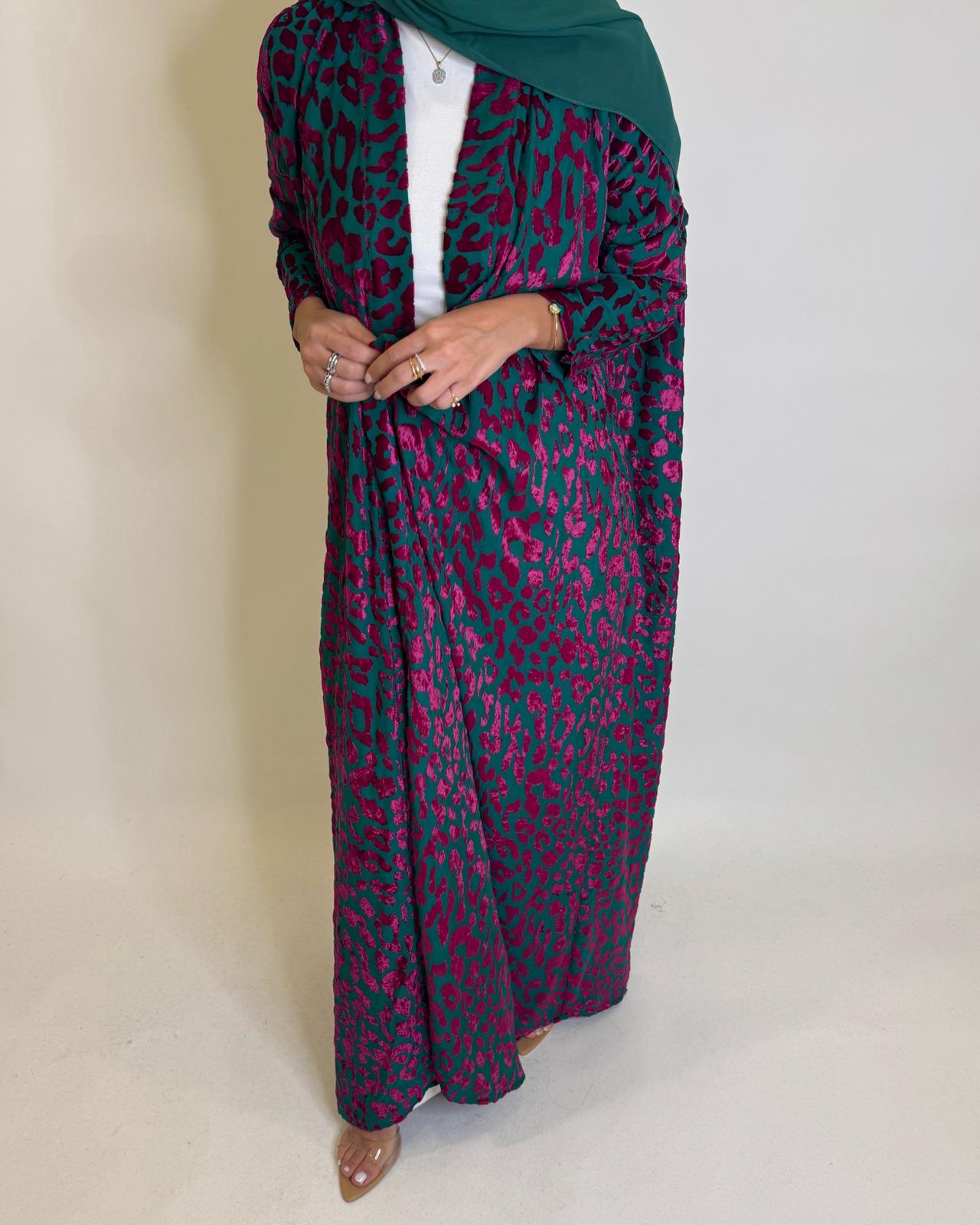 A486 - Green & Pink Leopard Pattern Velvet Abaya