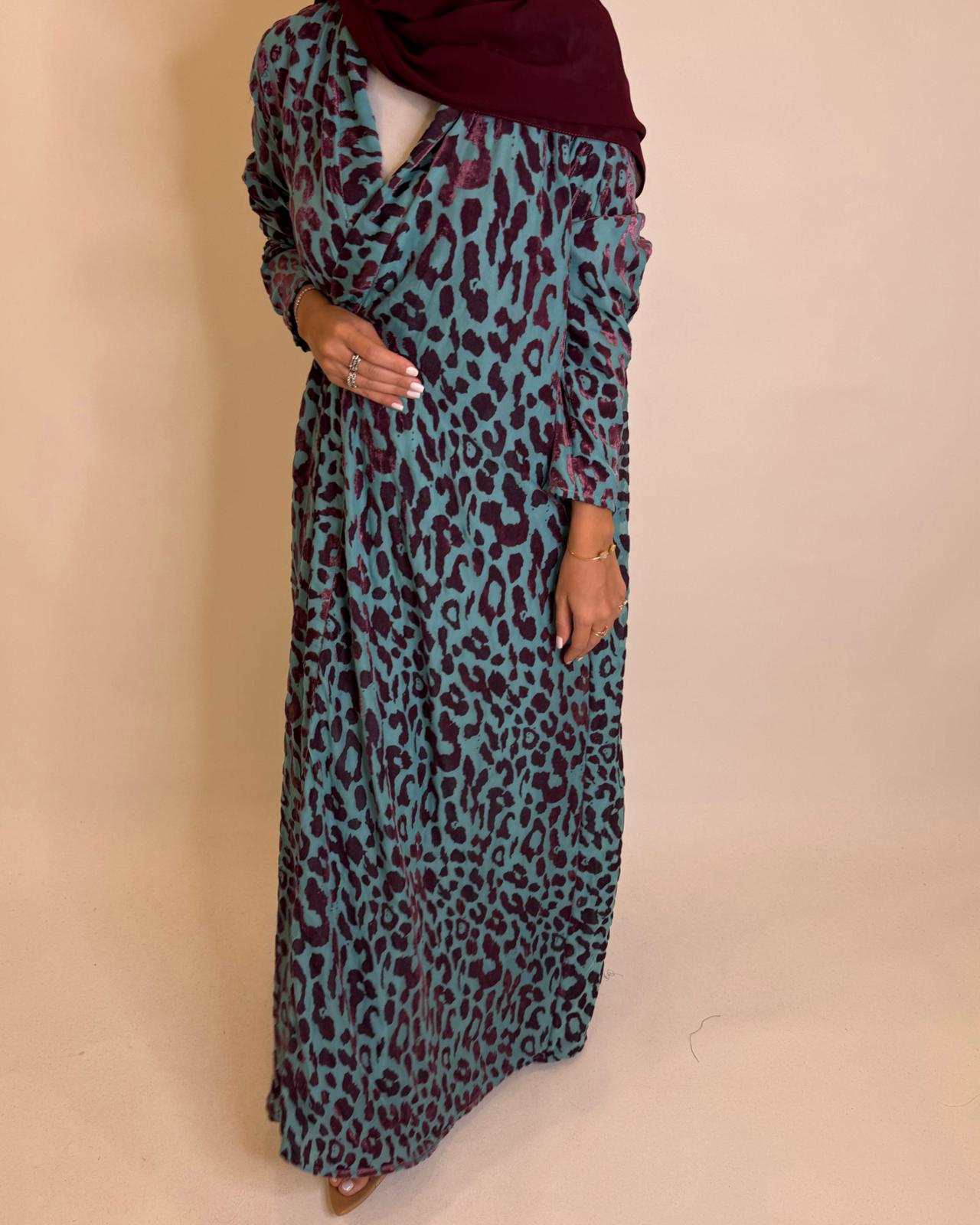 A484 - Blue & Purple Leopard Pattern Velvet Abaya