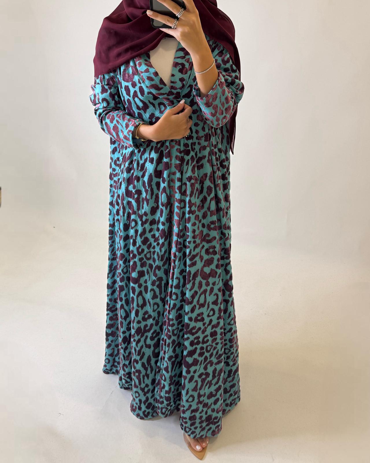 A484 - Blue & Purple Leopard Pattern Velvet Abaya