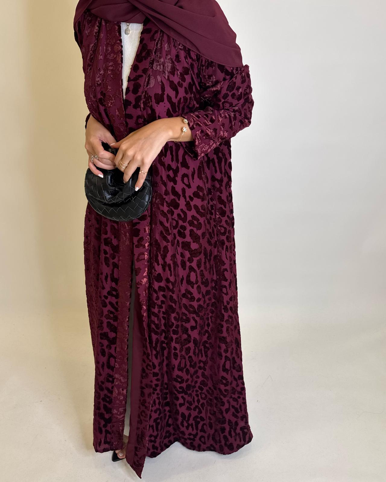 A487 - Maroon Leopard Pattern Velvet Abaya