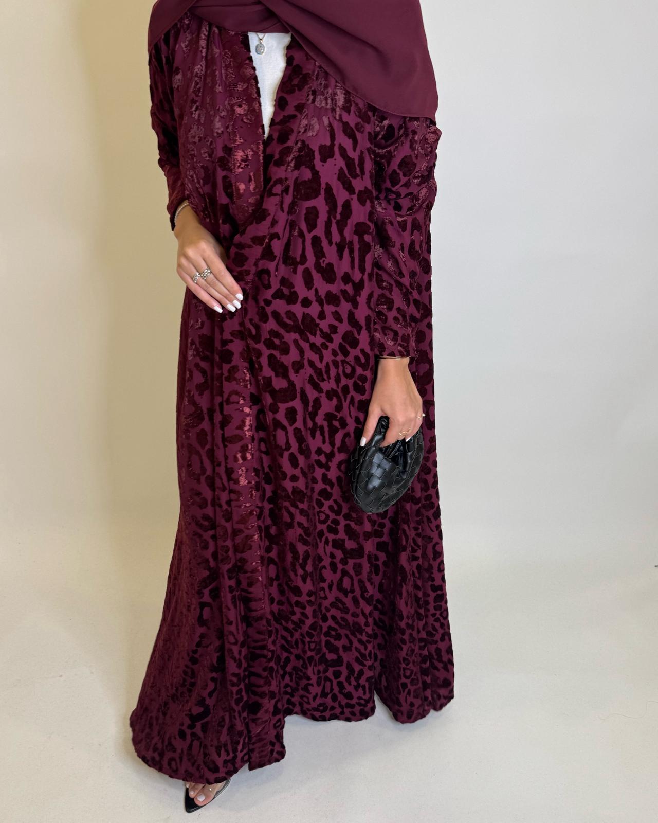 A487 - Maroon Leopard Pattern Velvet Abaya