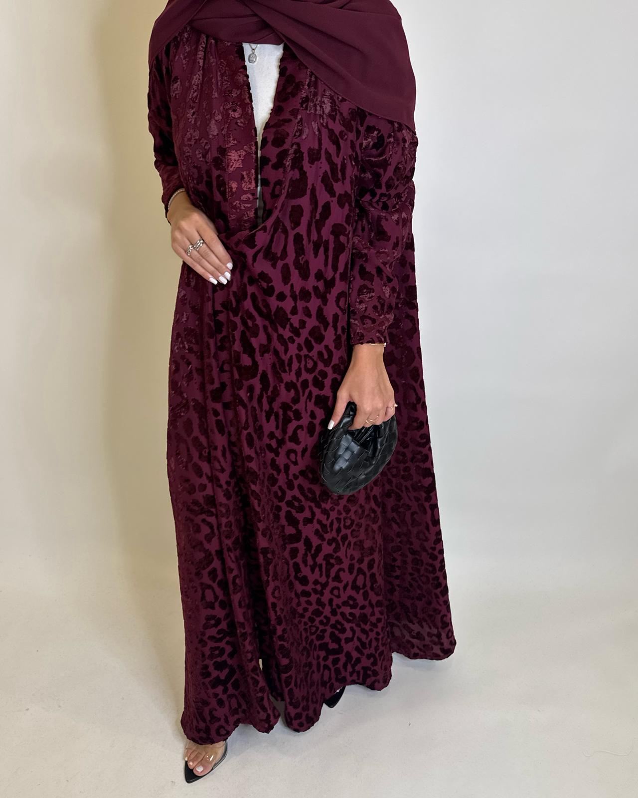 A487 - Maroon Leopard Pattern Velvet Abaya