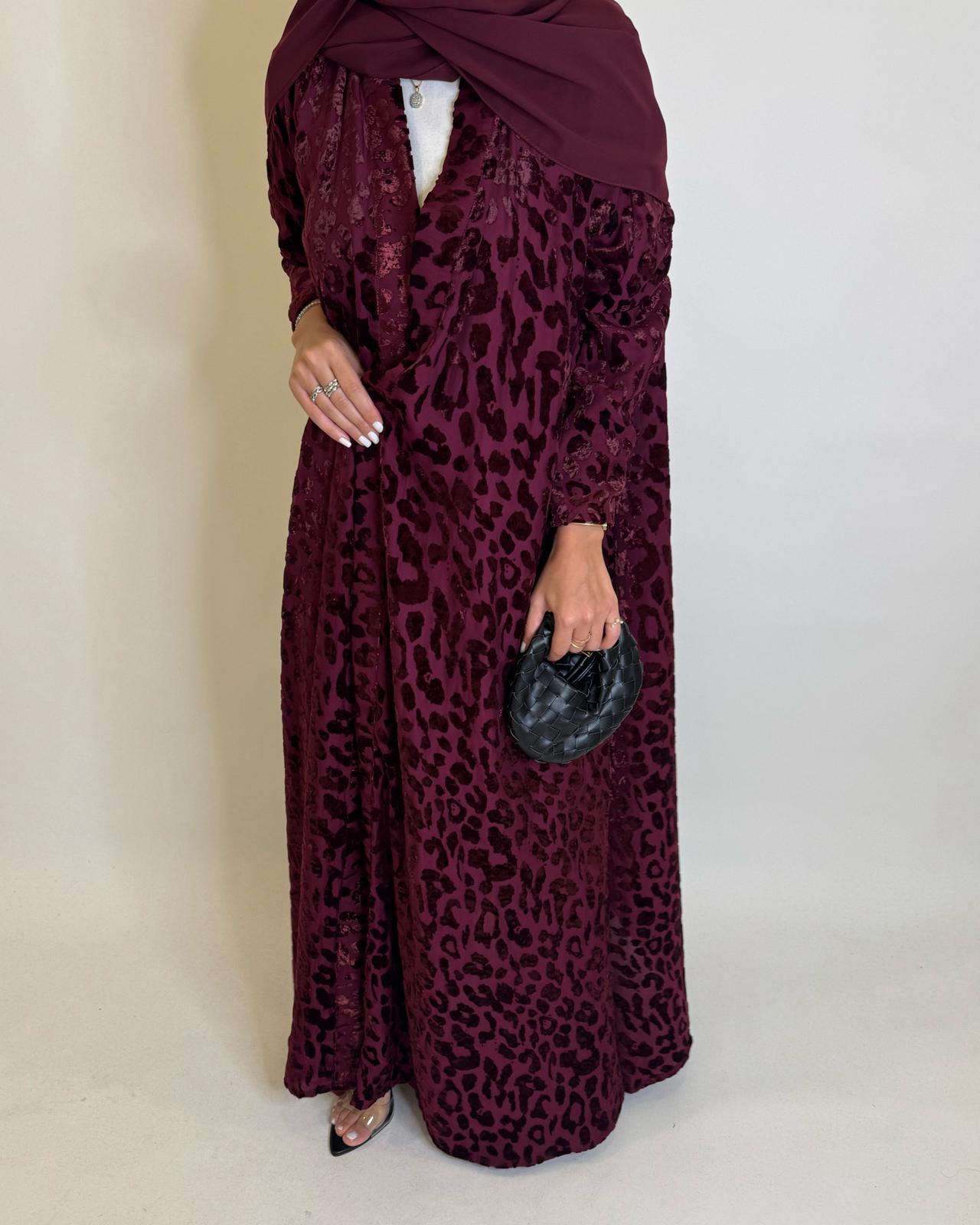 A487 - Maroon Leopard Pattern Velvet Abaya