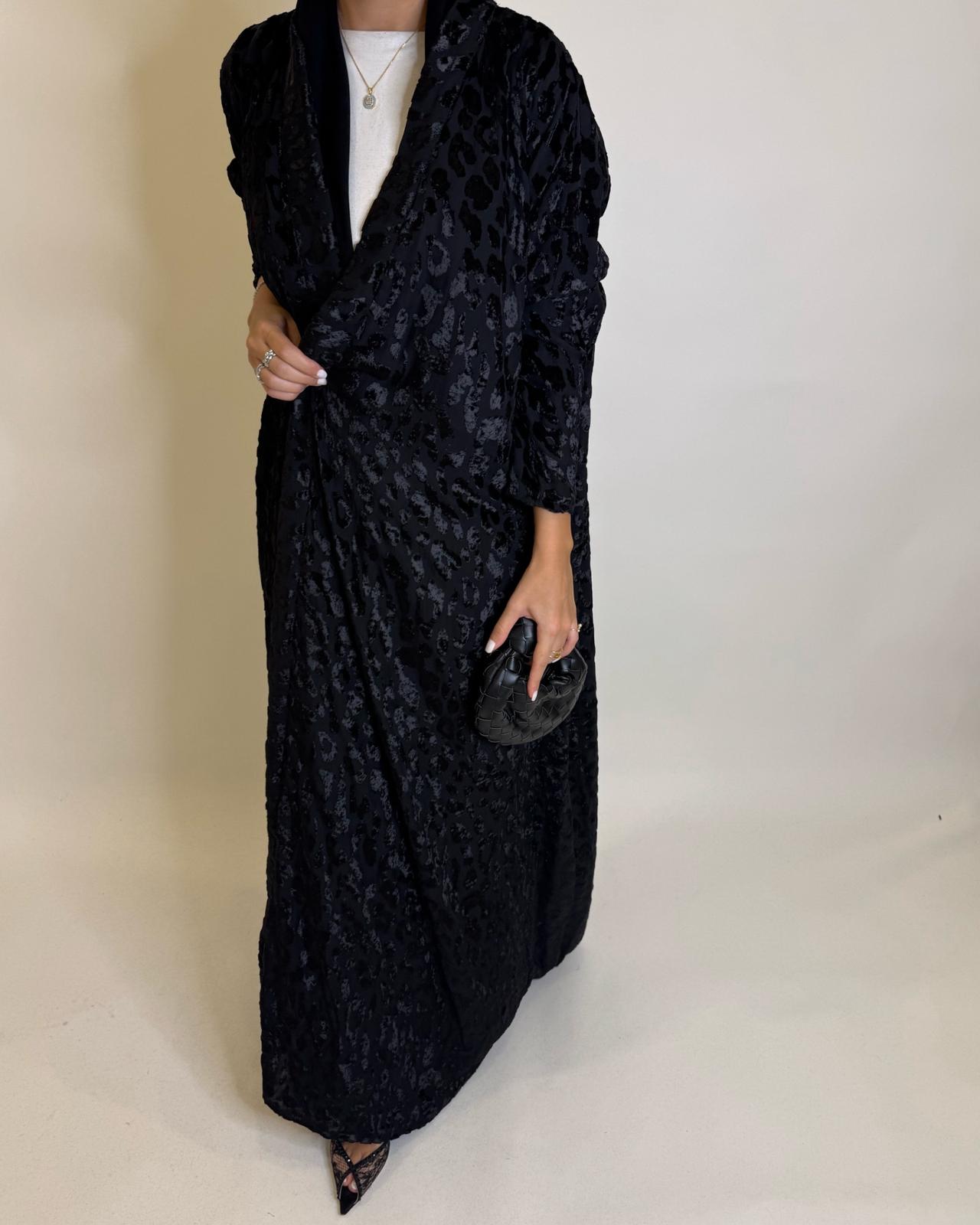 A488 - Black Leopard Pattern Velvet Abaya