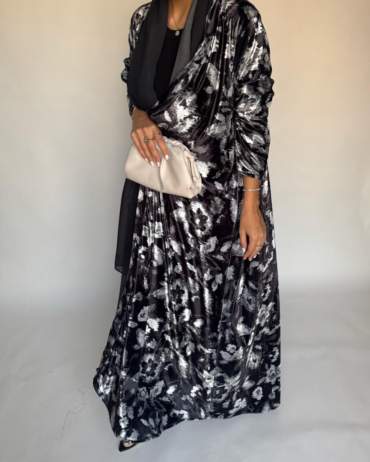 A493 - Black Pattern Velvet Abaya & Ombre Head Scarf