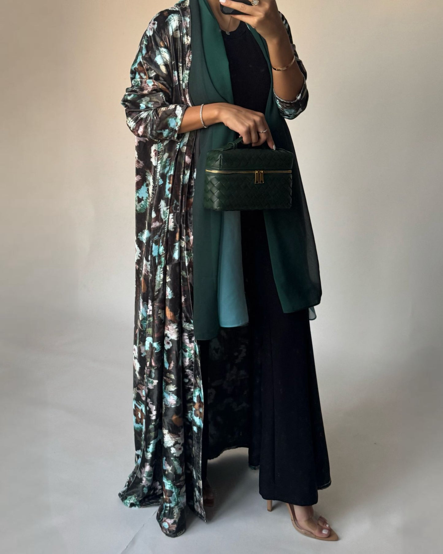 A490 - Green Pattern Velvet Abaya & Ombre Head Scarf