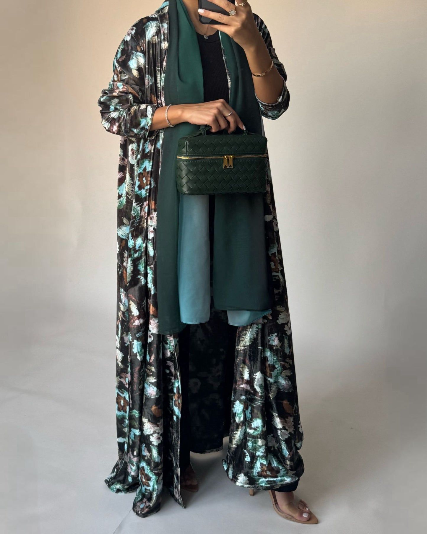 A490 - Green Pattern Velvet Abaya & Ombre Head Scarf