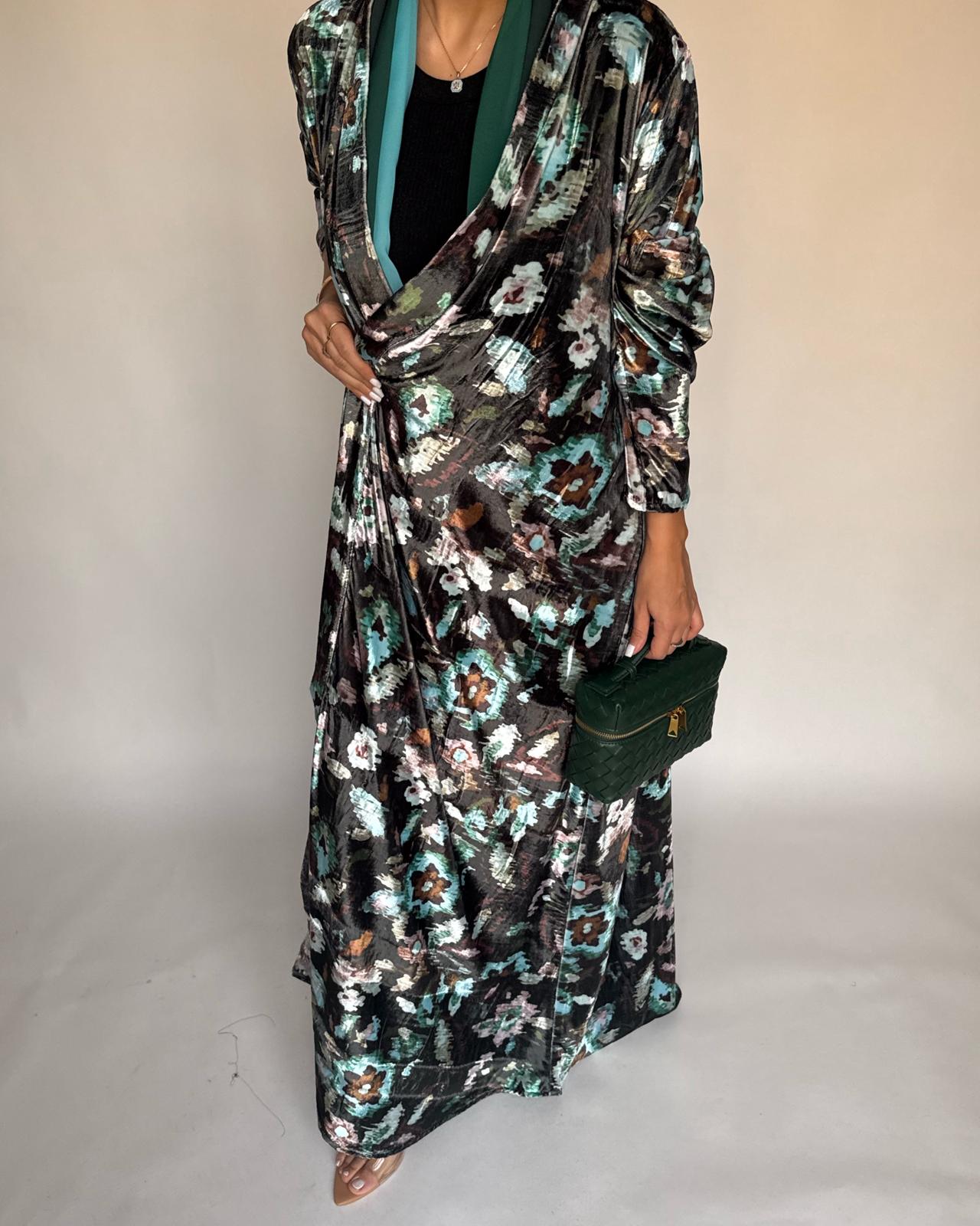 A490 - Green Pattern Velvet Abaya & Ombre Head Scarf