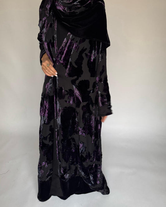 A501 - Black/ Purple Velvet Pattern Abaya & Matching Head Scarf