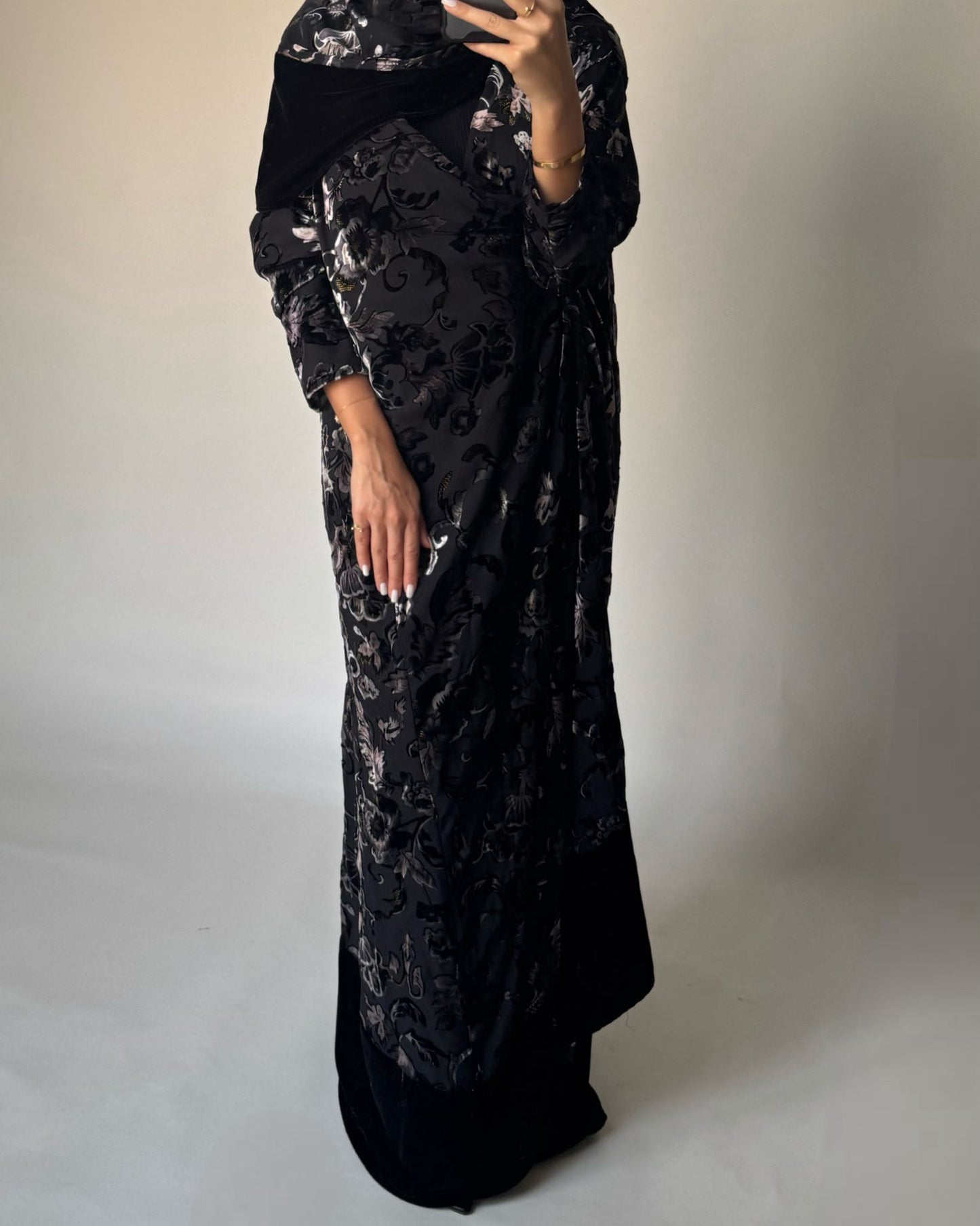 A502 - Black/ Gold Velvet Pattern Abaya & Matching Head Scarf