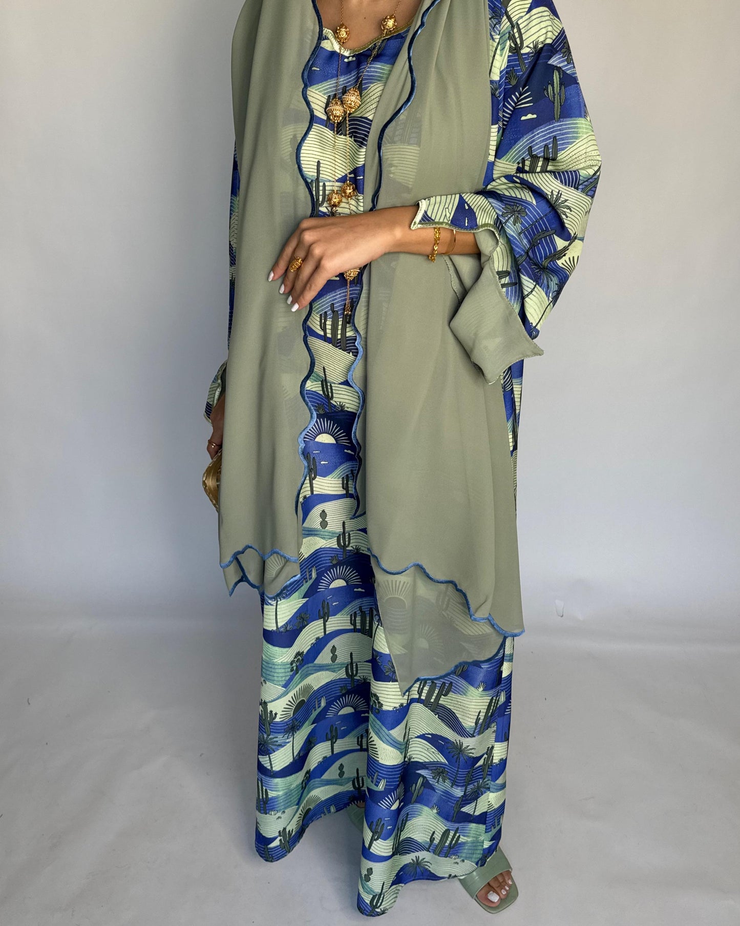 A327 -  Blue & Green Cactus Pattern Jalabiya and Head Scarf