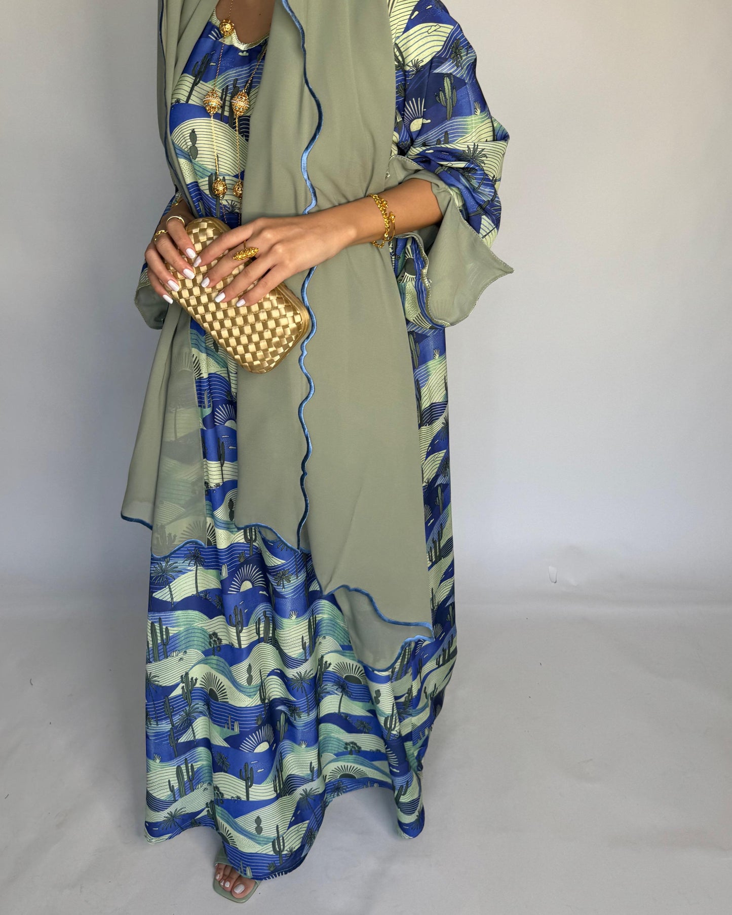 A327 -  Blue & Green Cactus Pattern Jalabiya and Head Scarf