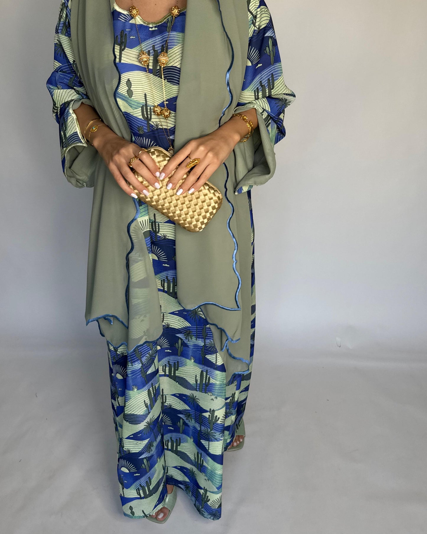 A327 -  Blue & Green Cactus Pattern Jalabiya and Head Scarf