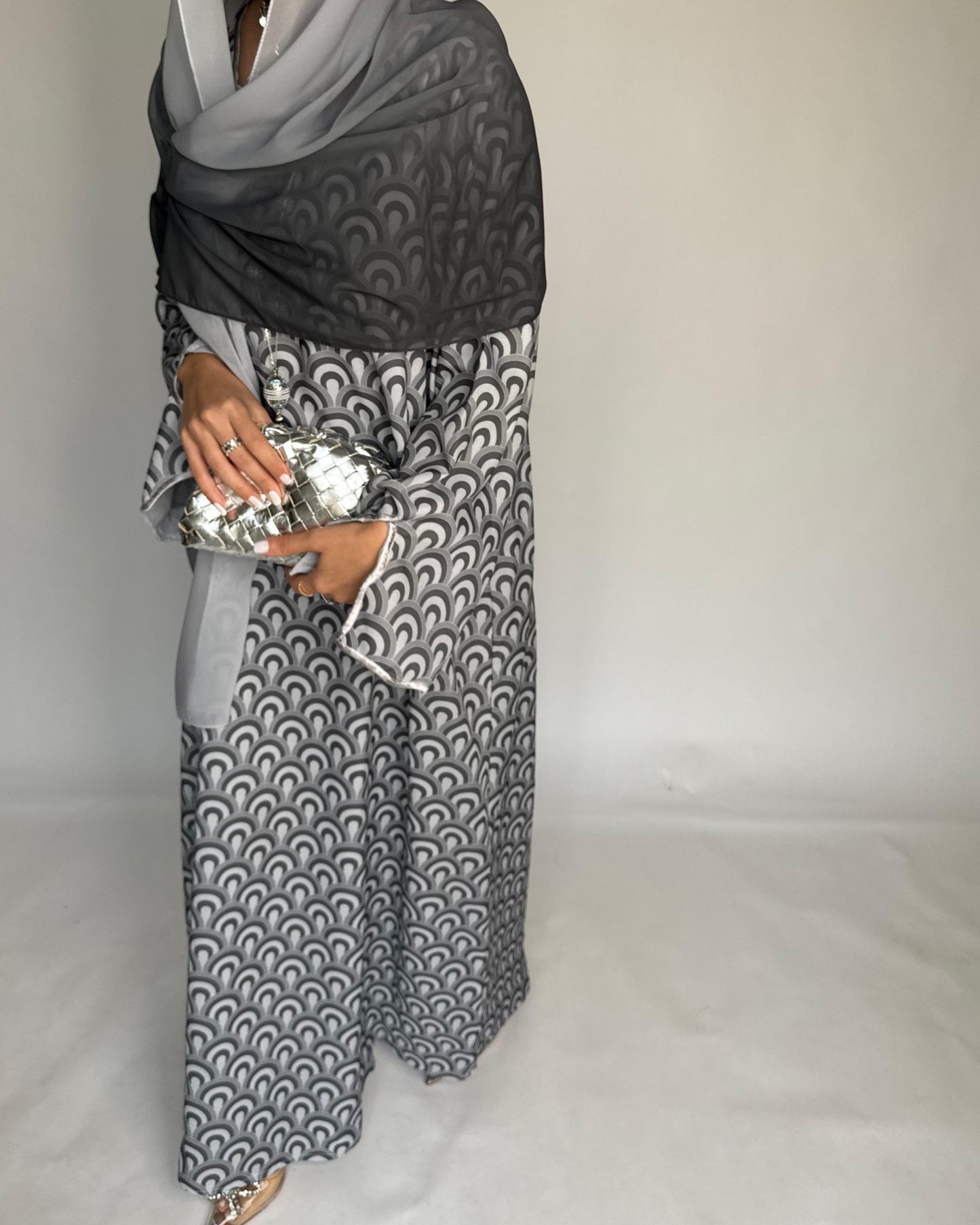 A334 -  Shades of Grey Pattern Jalabiya and Ombre Head Scarf