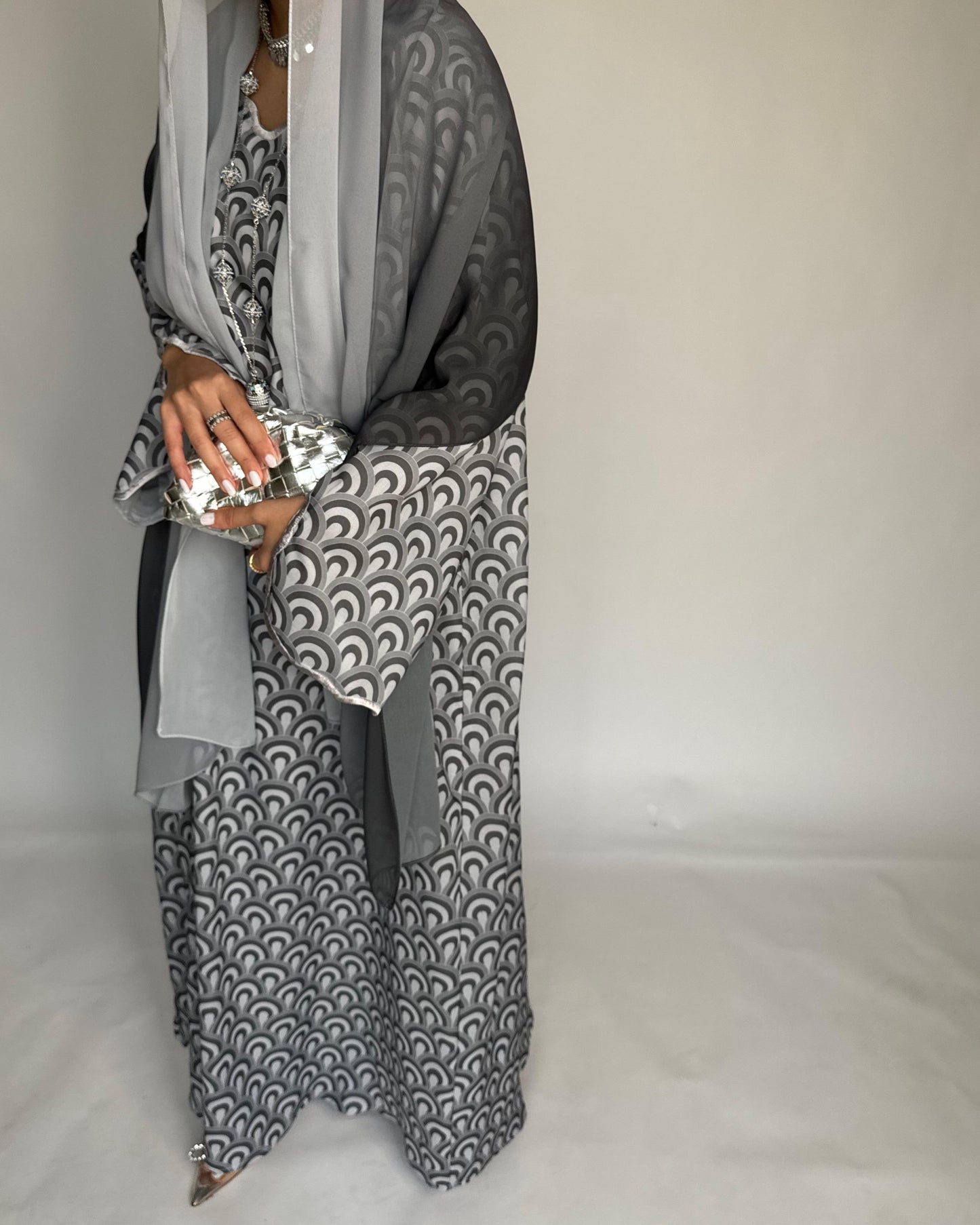 A334 -  Shades of Grey Pattern Jalabiya and Ombre Head Scarf
