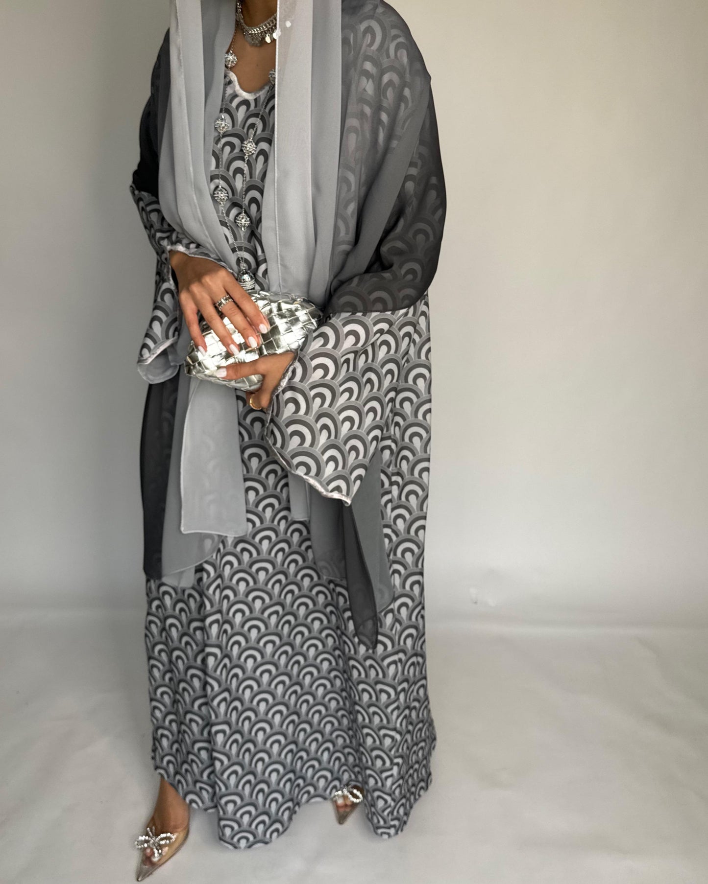 A334 -  Shades of Grey Pattern Jalabiya and Ombre Head Scarf