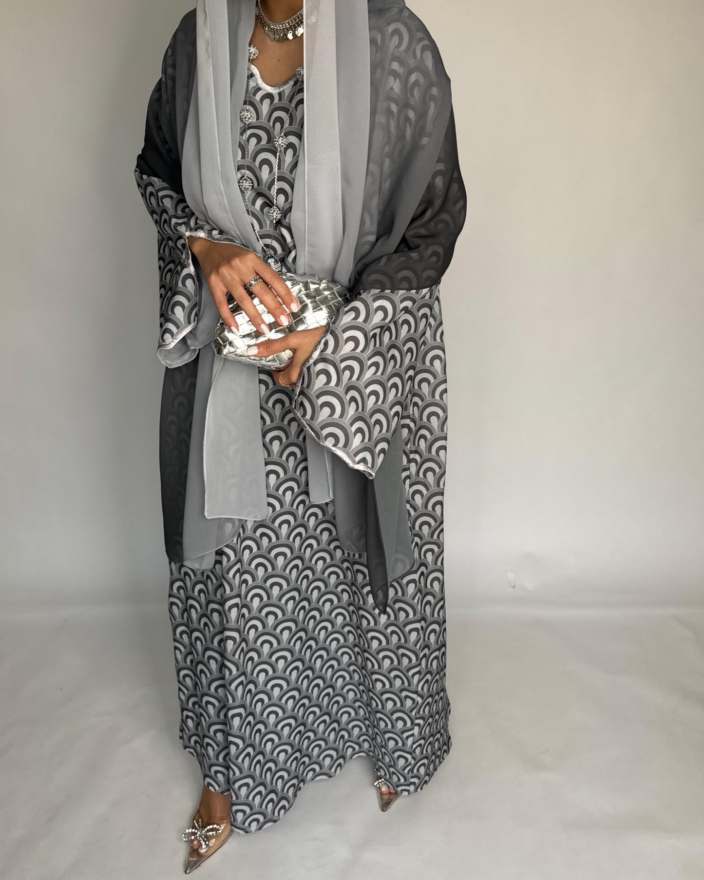 A334 -  Shades of Grey Pattern Jalabiya and Ombre Head Scarf