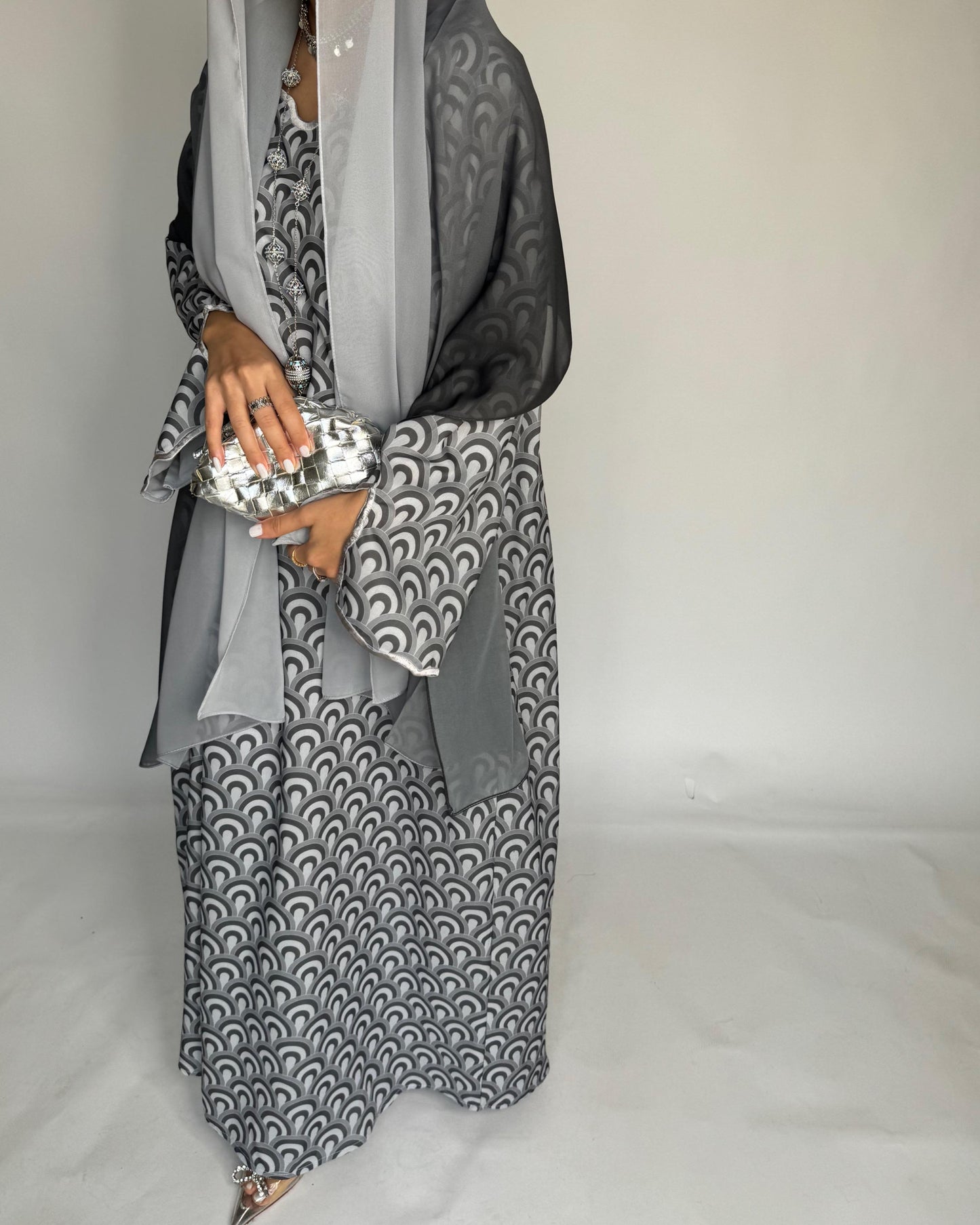 A334 -  Shades of Grey Pattern Jalabiya and Ombre Head Scarf