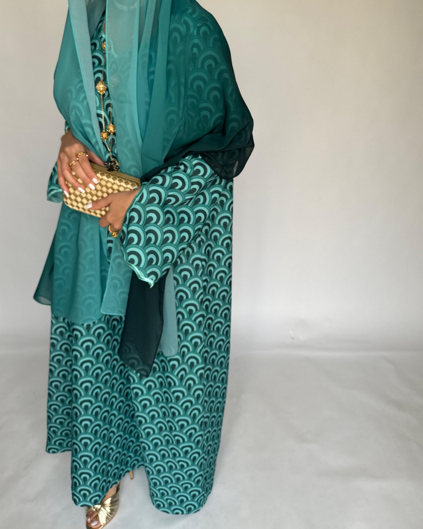 A330 -  Shades of Blue Pattern Jalabiya and Ombre Head Scarf