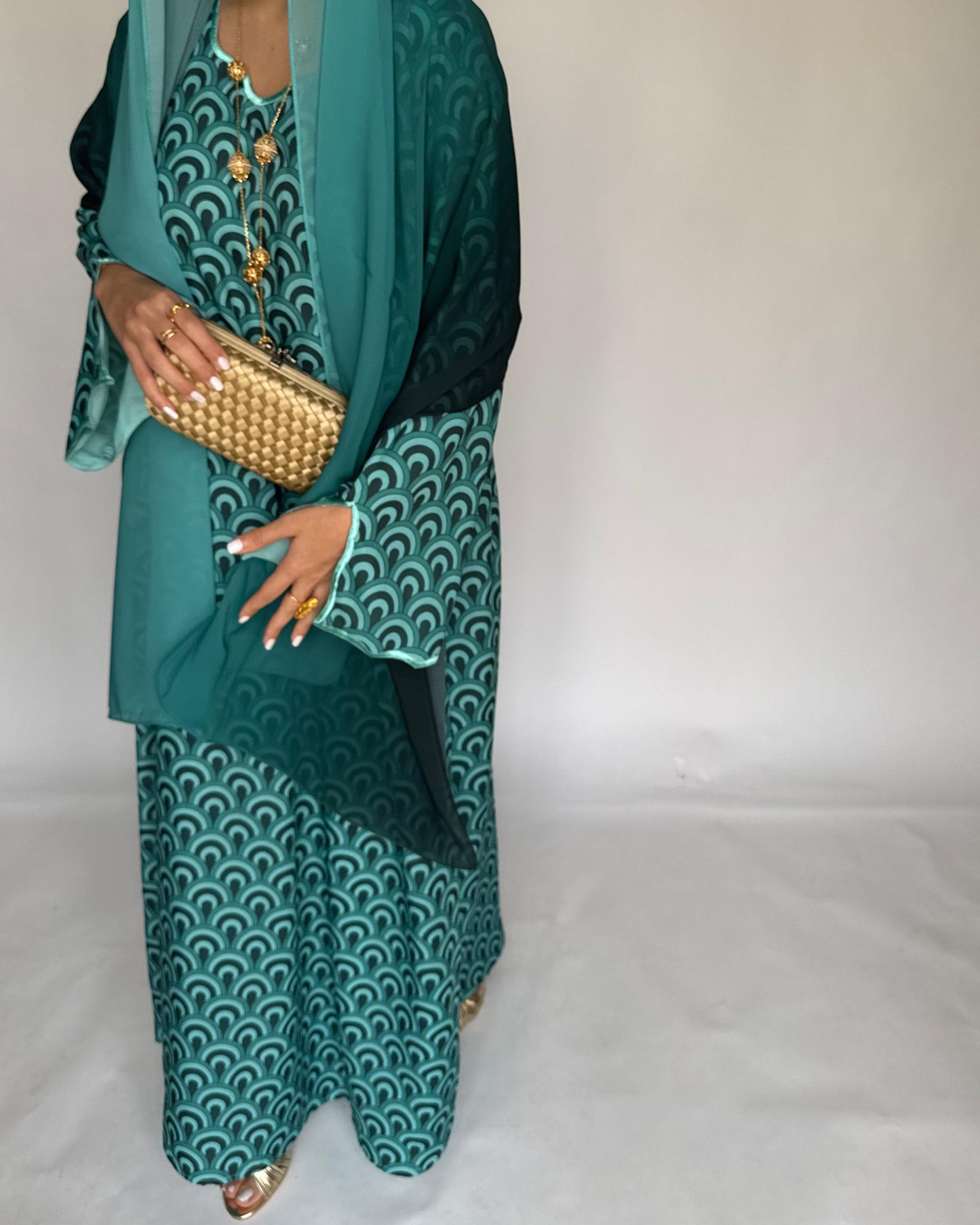 A330 -  Shades of Blue Pattern Jalabiya and Ombre Head Scarf