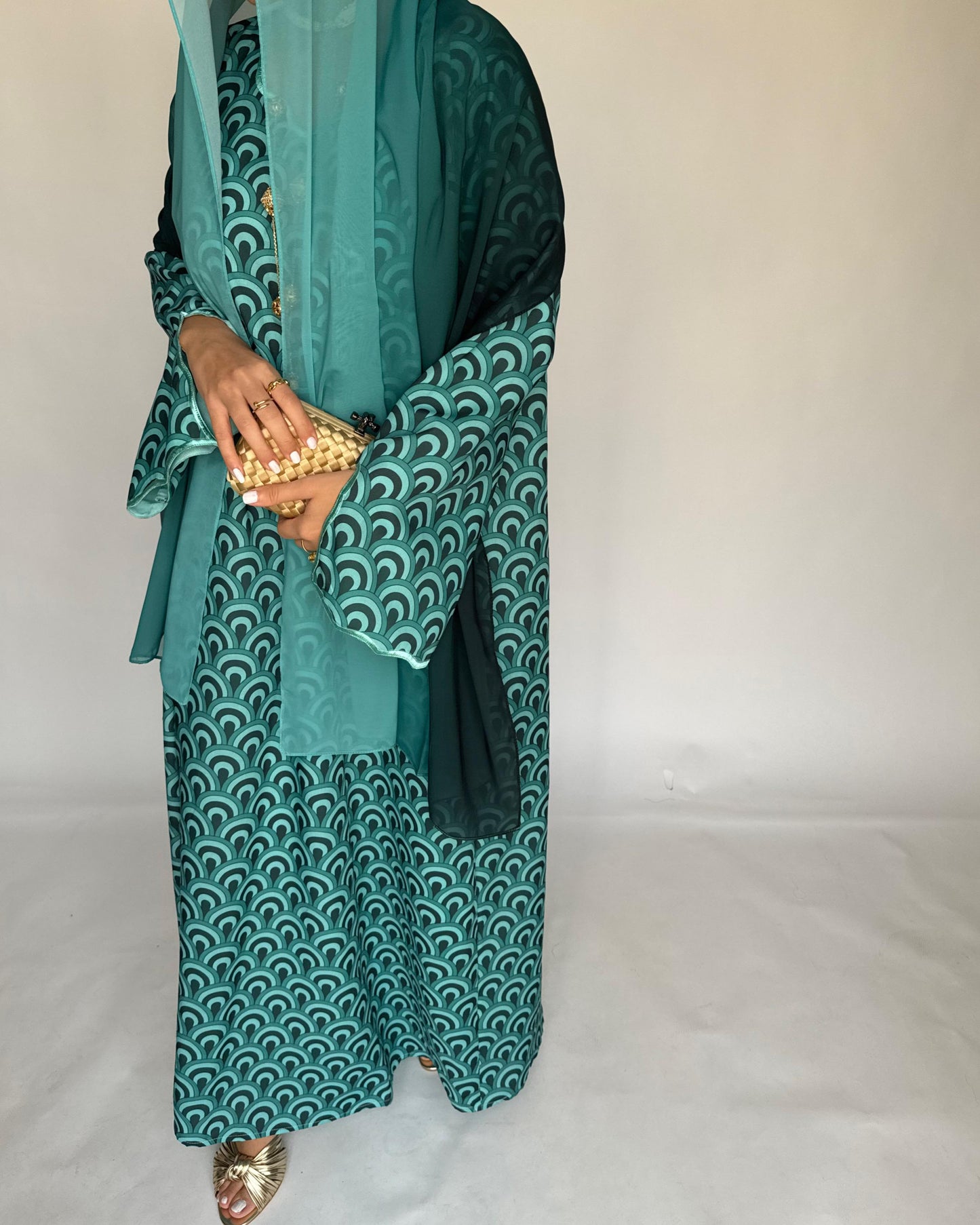 A330 -  Shades of Blue Pattern Jalabiya and Ombre Head Scarf