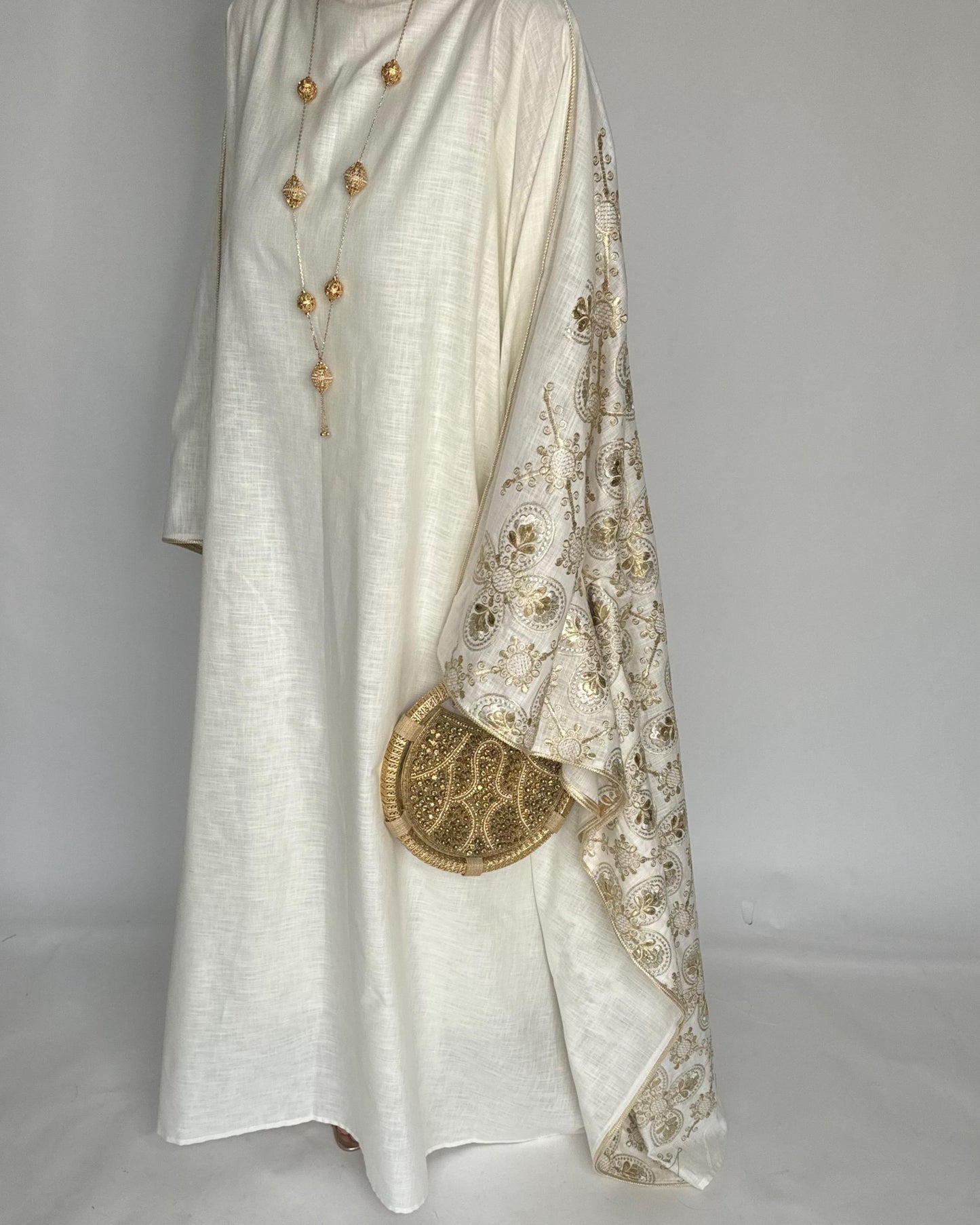 A367 - OffWhite Embroidered Jalabiya (READY TO SHIP)