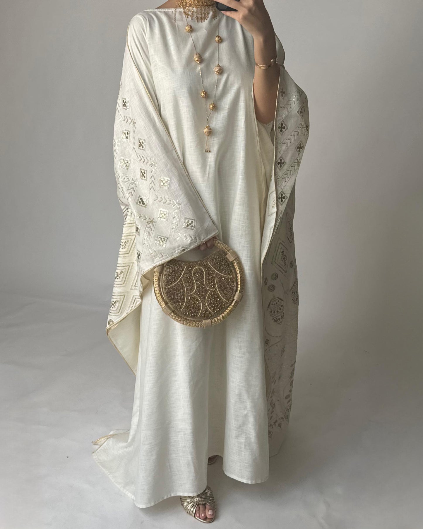 A366 - OffWhite Embroidered Jalabiya (READY TO SHIP)