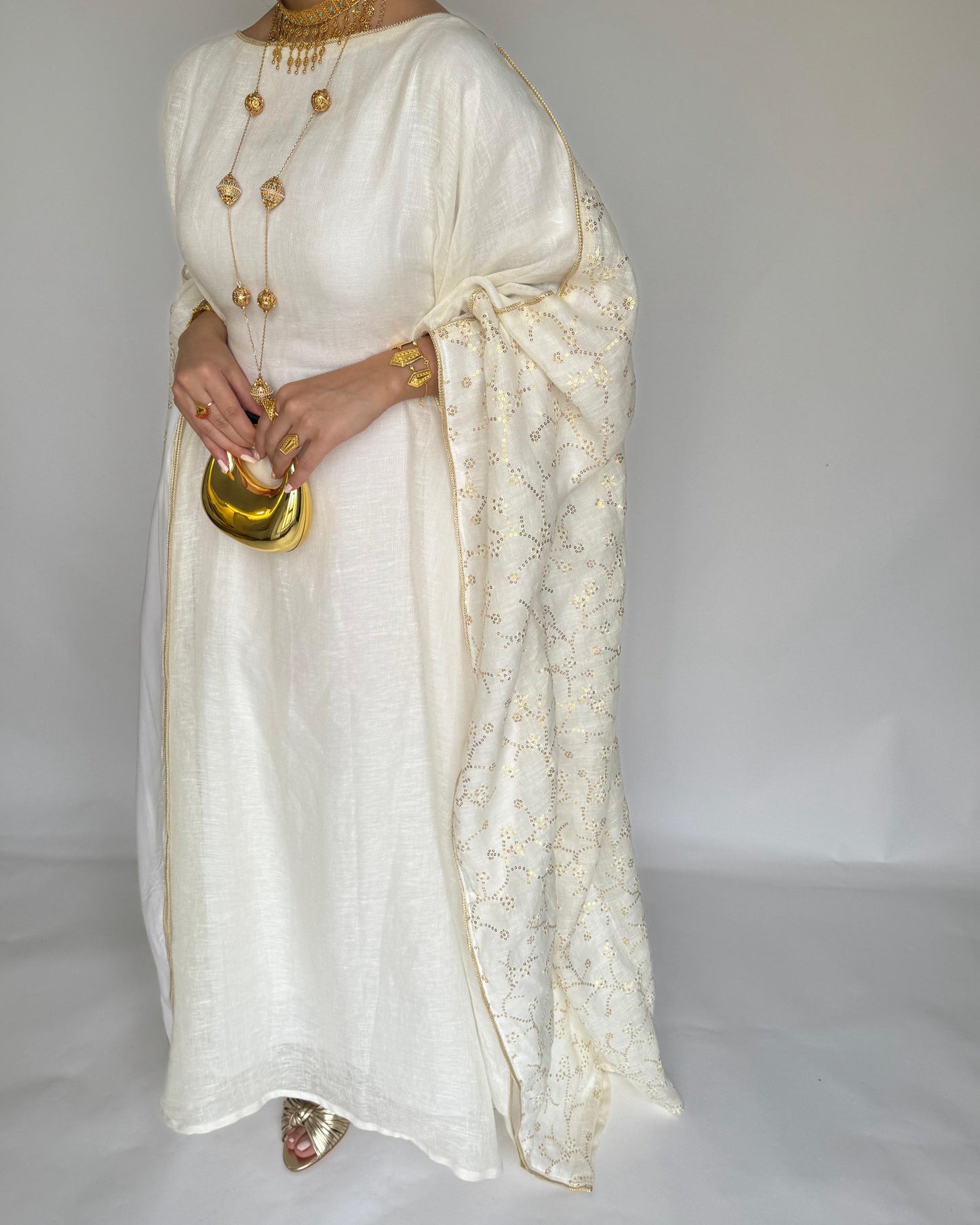A378 - OffWhite Embroidered Jalabiya (READY TO SHIP)