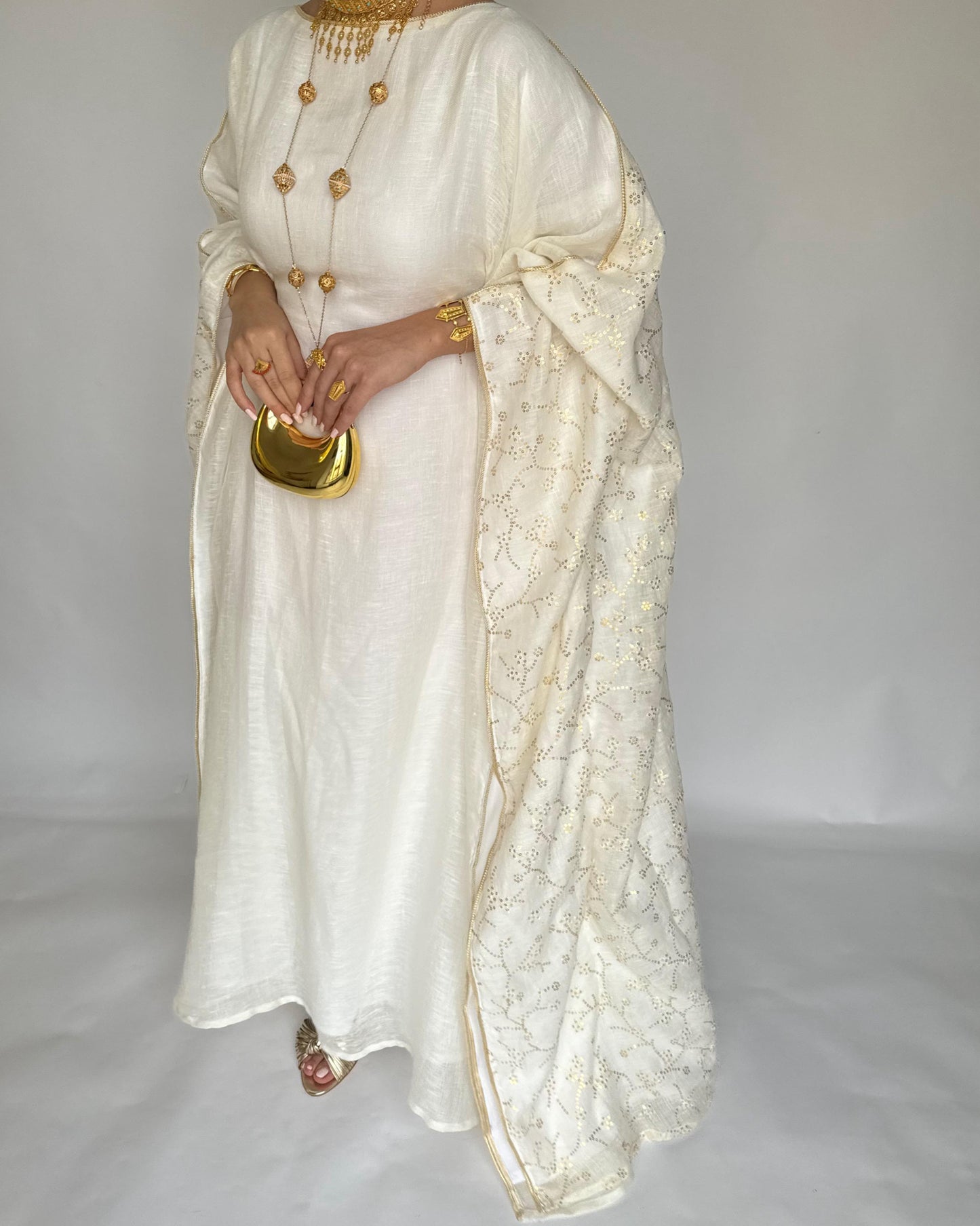 A378 - OffWhite Embroidered Jalabiya (READY TO SHIP)