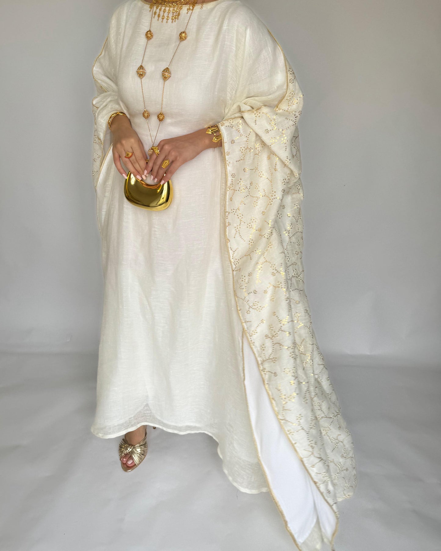 A378 - OffWhite Embroidered Jalabiya (READY TO SHIP)