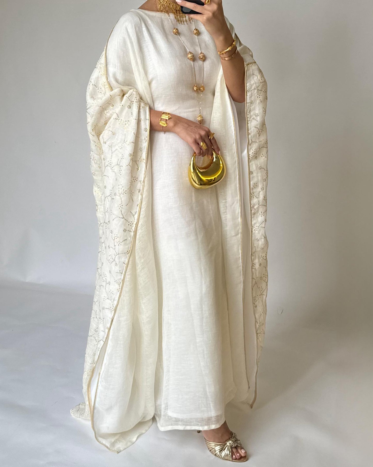 A378 - OffWhite Embroidered Jalabiya (READY TO SHIP)