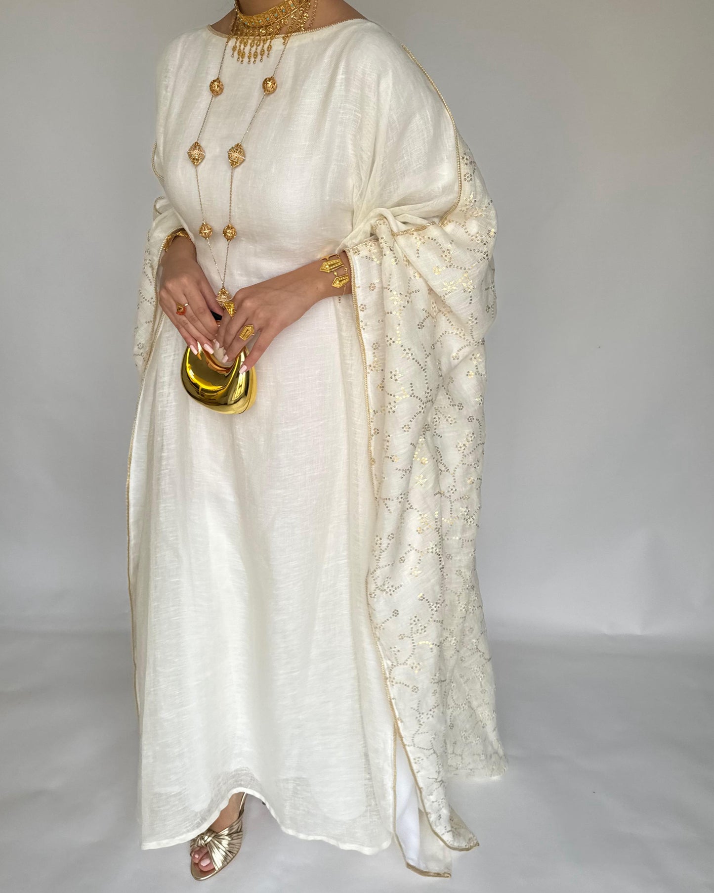 A378 - OffWhite Embroidered Jalabiya (READY TO SHIP)