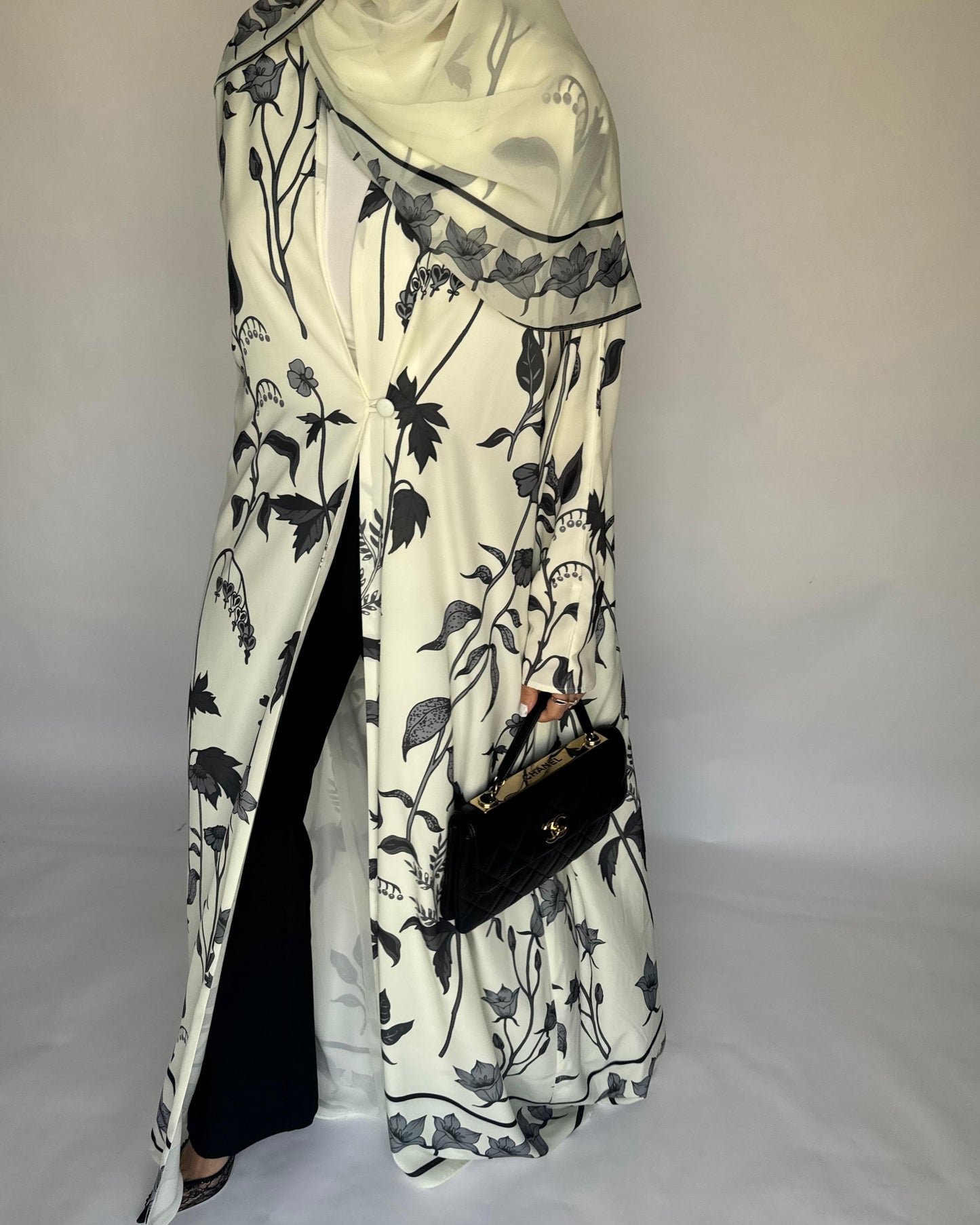 A378 - Off-White Pattern A-Cut Summery Daily Abaya
