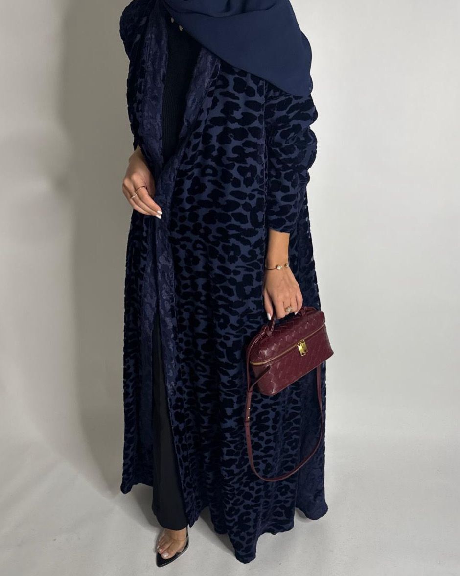 A516 - Navy Blue Leopard Pattern Velvet Abaya