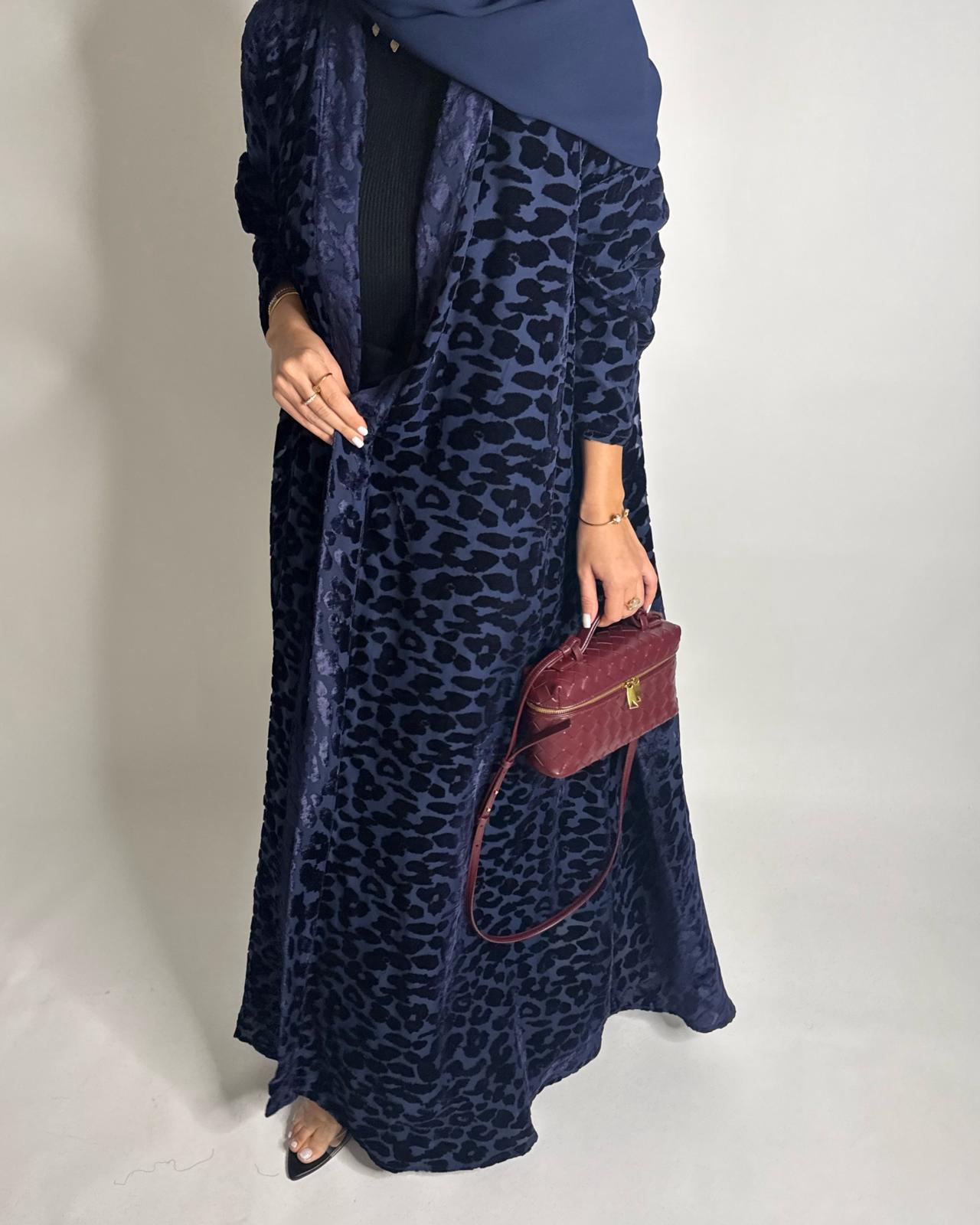 A516 - Navy Blue Leopard Pattern Velvet Abaya